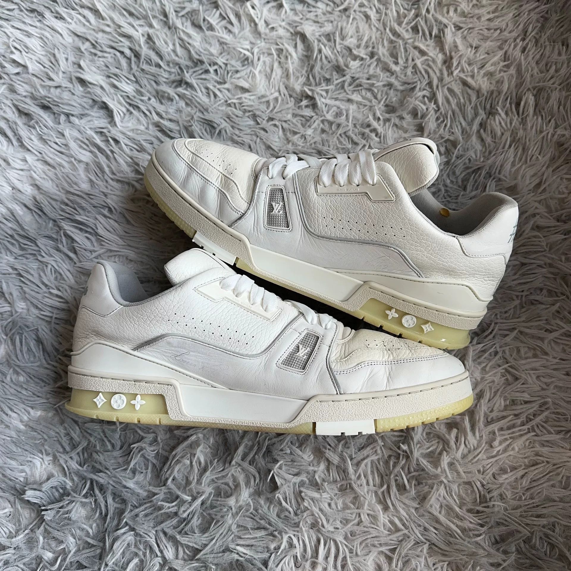 Louis Vuitton Louis Vuitton Training White Lowtop Sneakers 10 Men Size US 10 / EU 43 - 5 Thumbnail