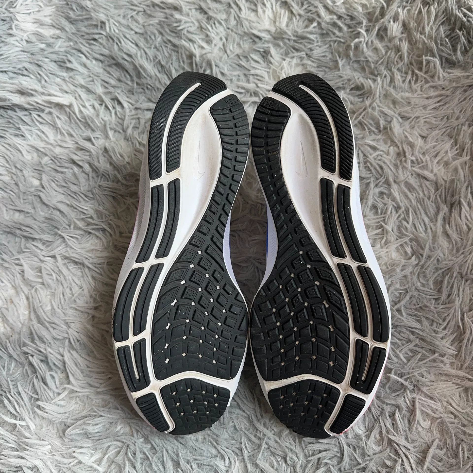 Other Running Rainbow Multi Lowtop Sneakers 37 Men Size US 5 / EU 37 - 4 Thumbnail