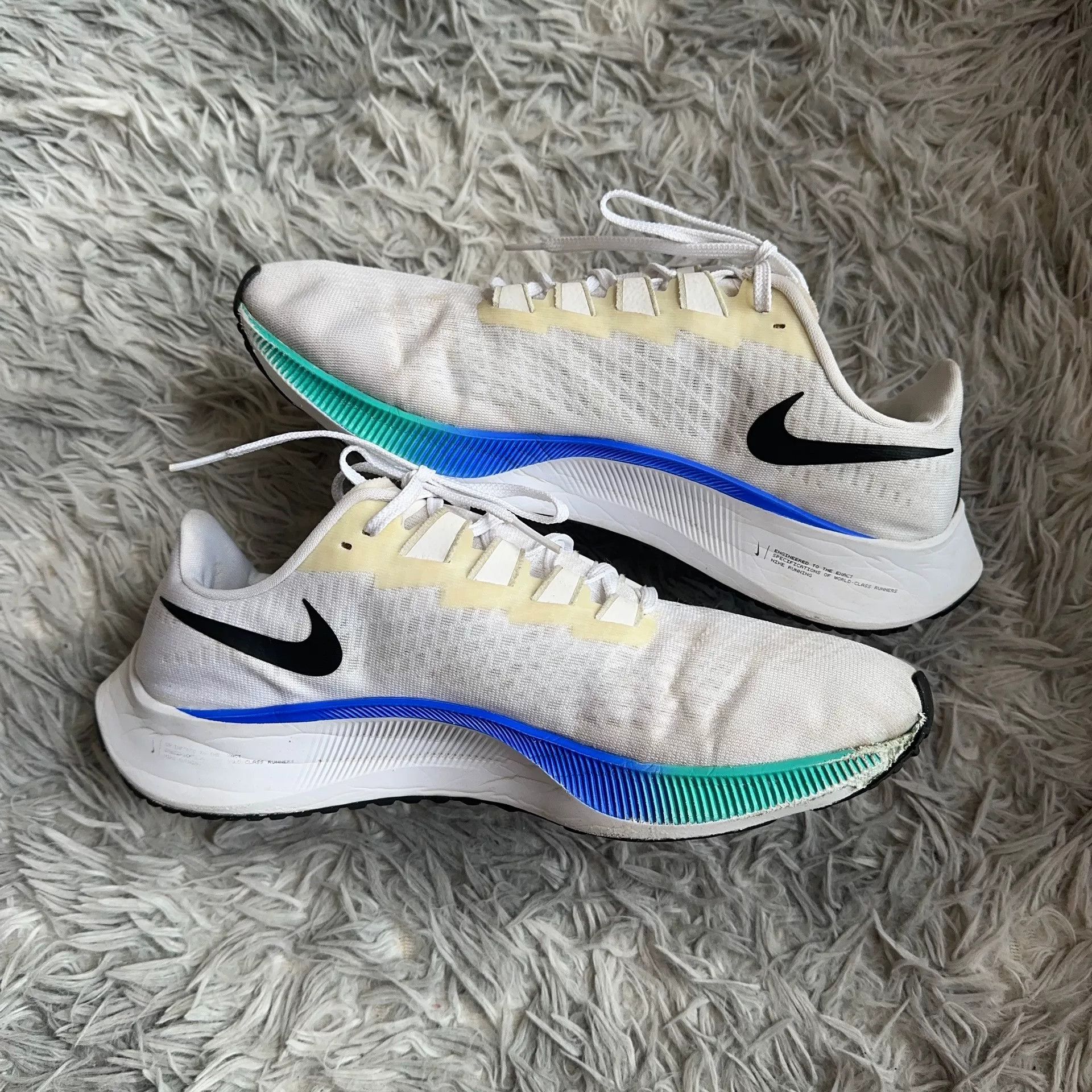 Other Running Rainbow Multi Lowtop Sneakers 37 Men Size US 5 / EU 37 - 6 Thumbnail