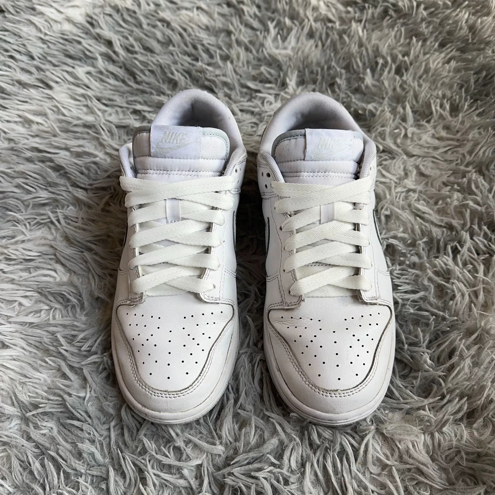 Nike Nike White Lowtop Sneakers 40 Men Size US 7.5 / EU 40-41 - 2 Thumbnail