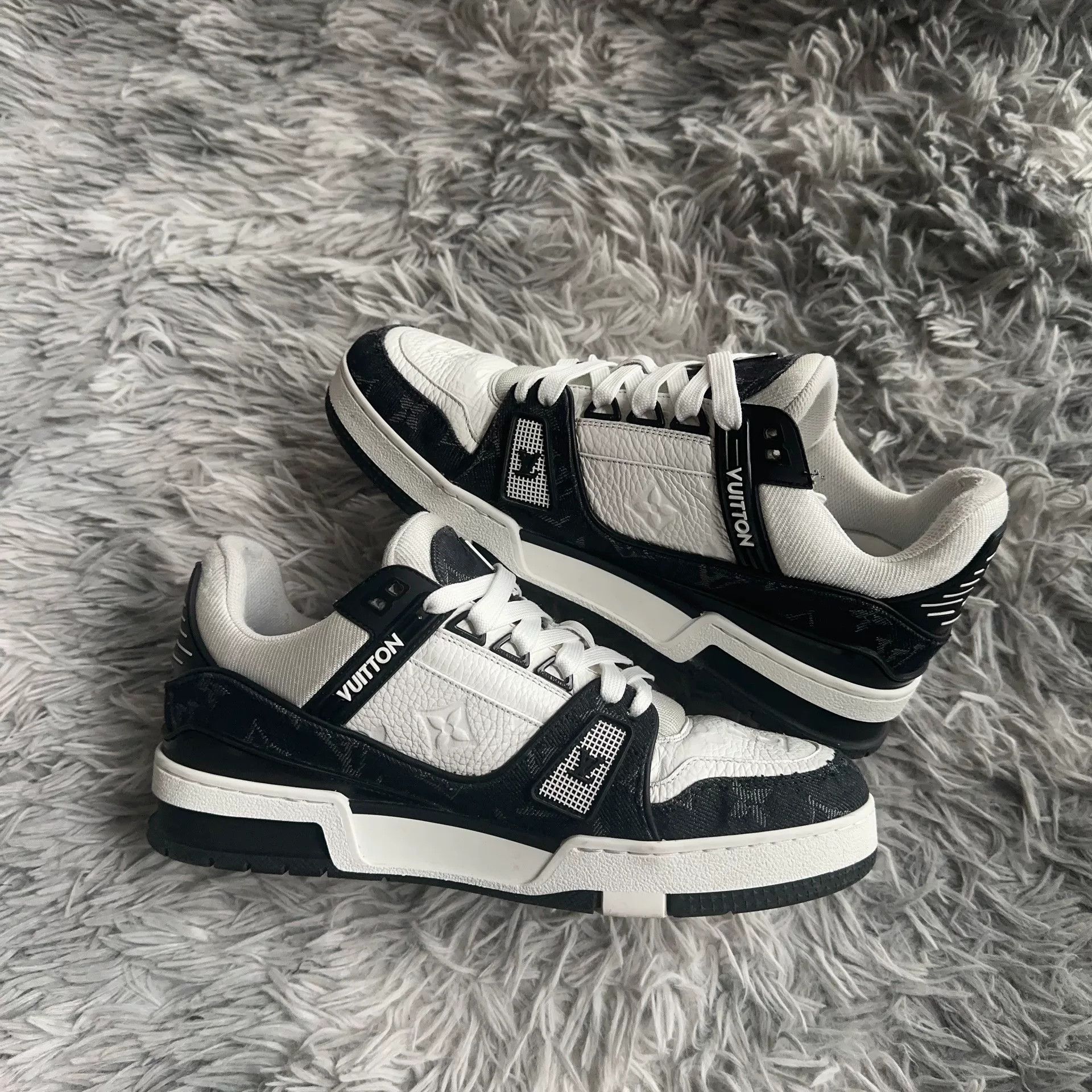 Louis Vuitton Louis Vuitton Training Denim Black Lowtop Sneakers 39 Women Size US 8.5 / IT 38.5 - 6 Thumbnail