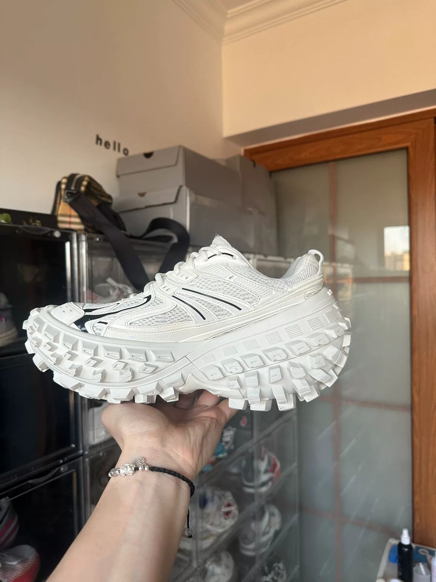 Balenciaga Balenciaga White Lowtop Sneakers 41 Men Size US 8.5 / EU 41-42 - 2 Thumbnail