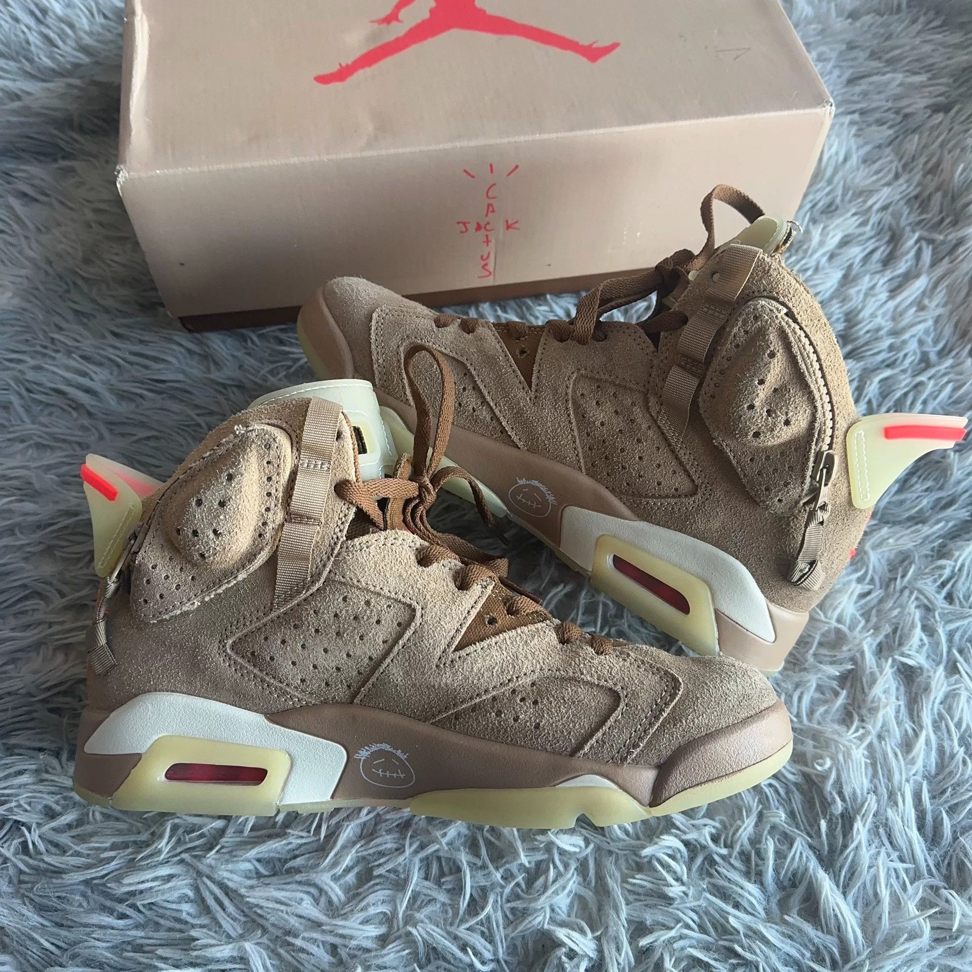 Nike Nike Beige Lowtop Sneakers 41 Men Size US 8.5 / EU 41-42 - 6 Thumbnail