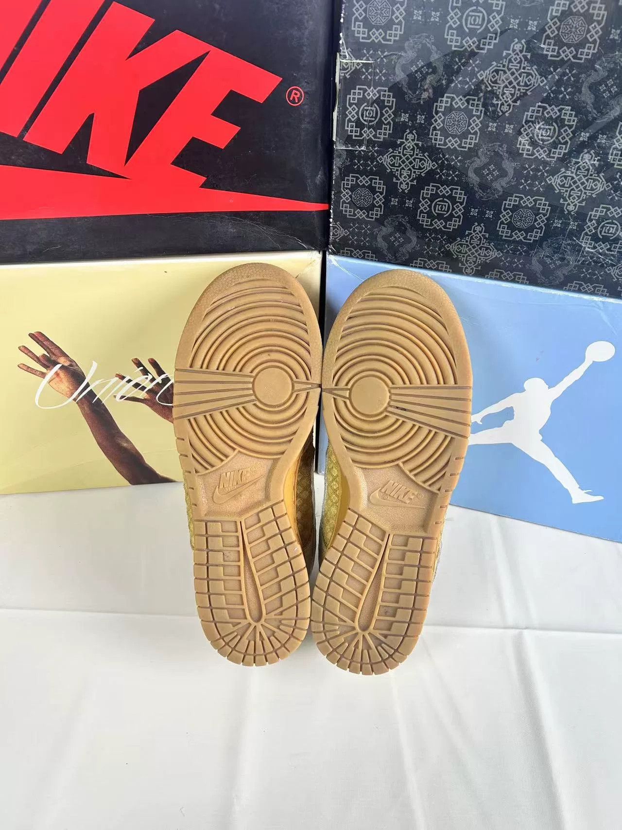 Nike Nike Brown Lowtop Sneakers 43 Men Size US 10 / EU 43 - 4 Thumbnail