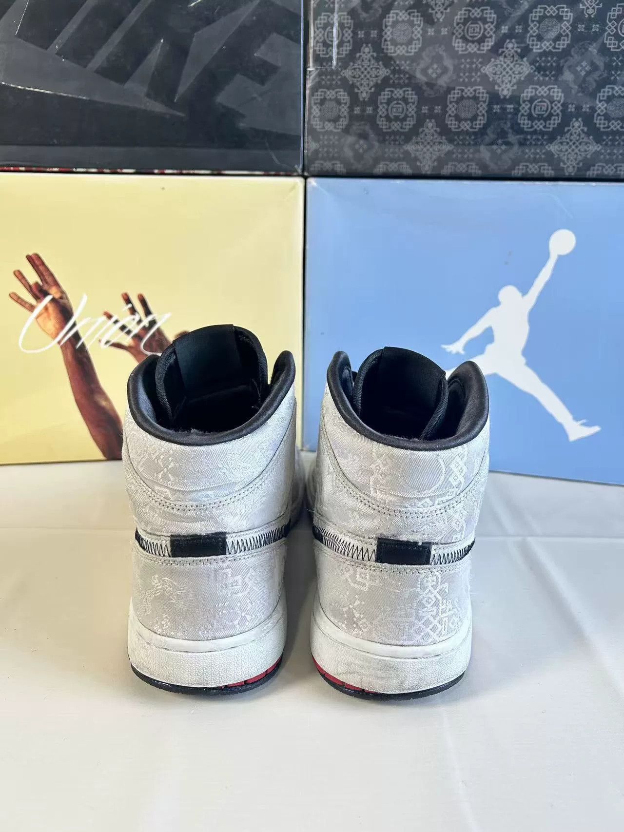 Nike Nike Silk White Lowtop Sneakers 44.5 Men Size US 11 / EU 44 - 3 Thumbnail