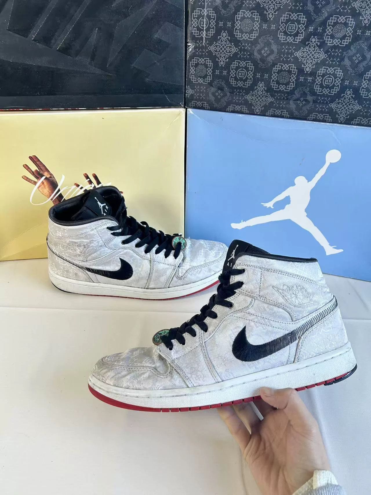 Nike Nike Silk White Lowtop Sneakers 44.5 Men Size US 11 / EU 44 - 4 Thumbnail