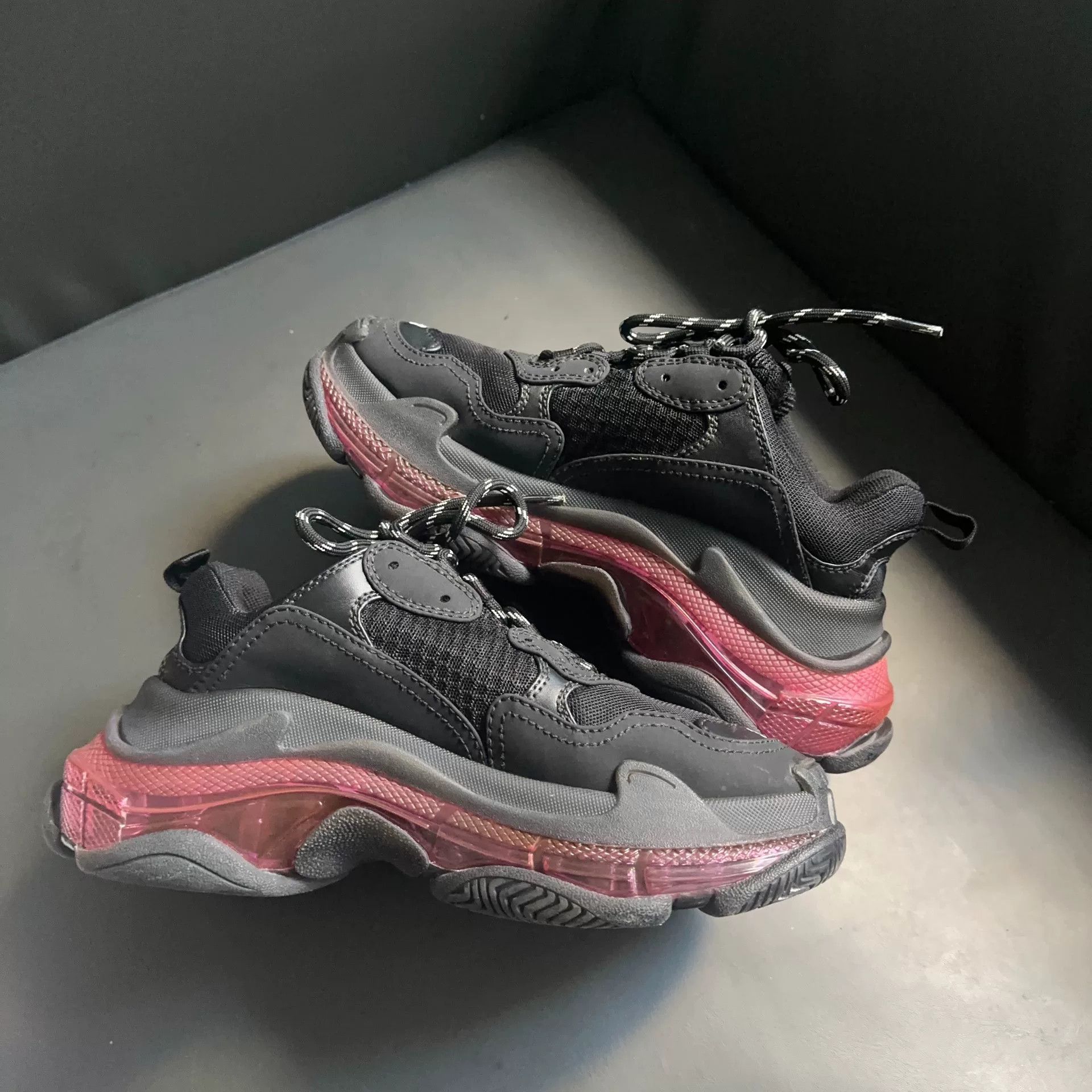 Balenciaga Balenciaga Purple Lowtop Sneakers 37 Women Size US 6.5 / IT 36.5 - 6 Thumbnail