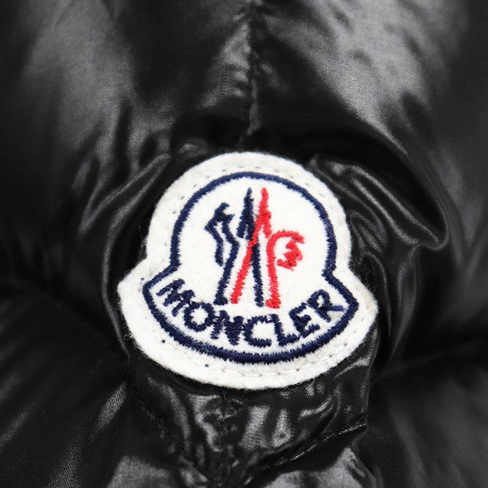 Moncler Moncler Moncler AKEBIA Nylon Down Jacket Textile Outerwear AKEBIA DUTY FREE for USA Size ONE SIZE - 5 Thumbnail