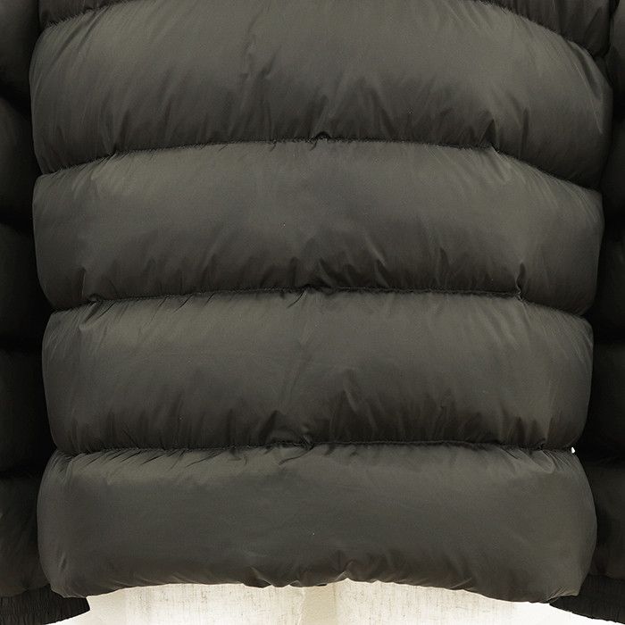 Moncler Moncler Moncler MARQUE Down Jacket Textile Outerwear DUTY FREE for USA Size ONE SIZE - 14 Thumbnail