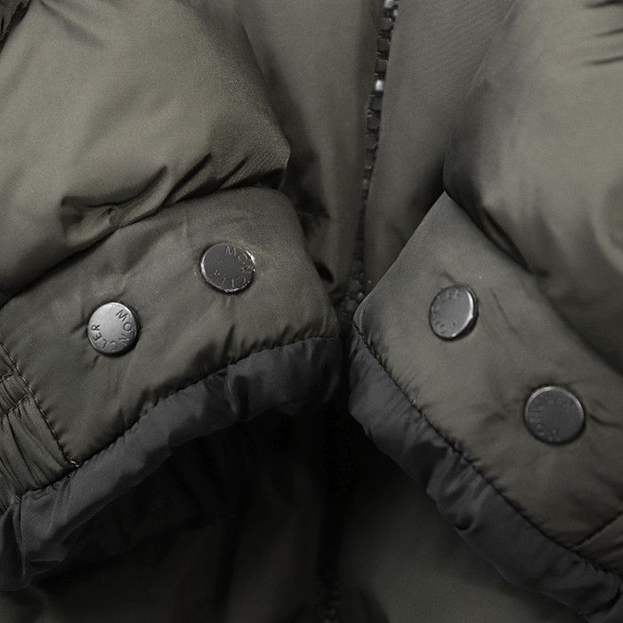 Moncler Moncler Moncler MARQUE Down Jacket Textile Outerwear DUTY FREE for USA Size ONE SIZE - 5 Thumbnail