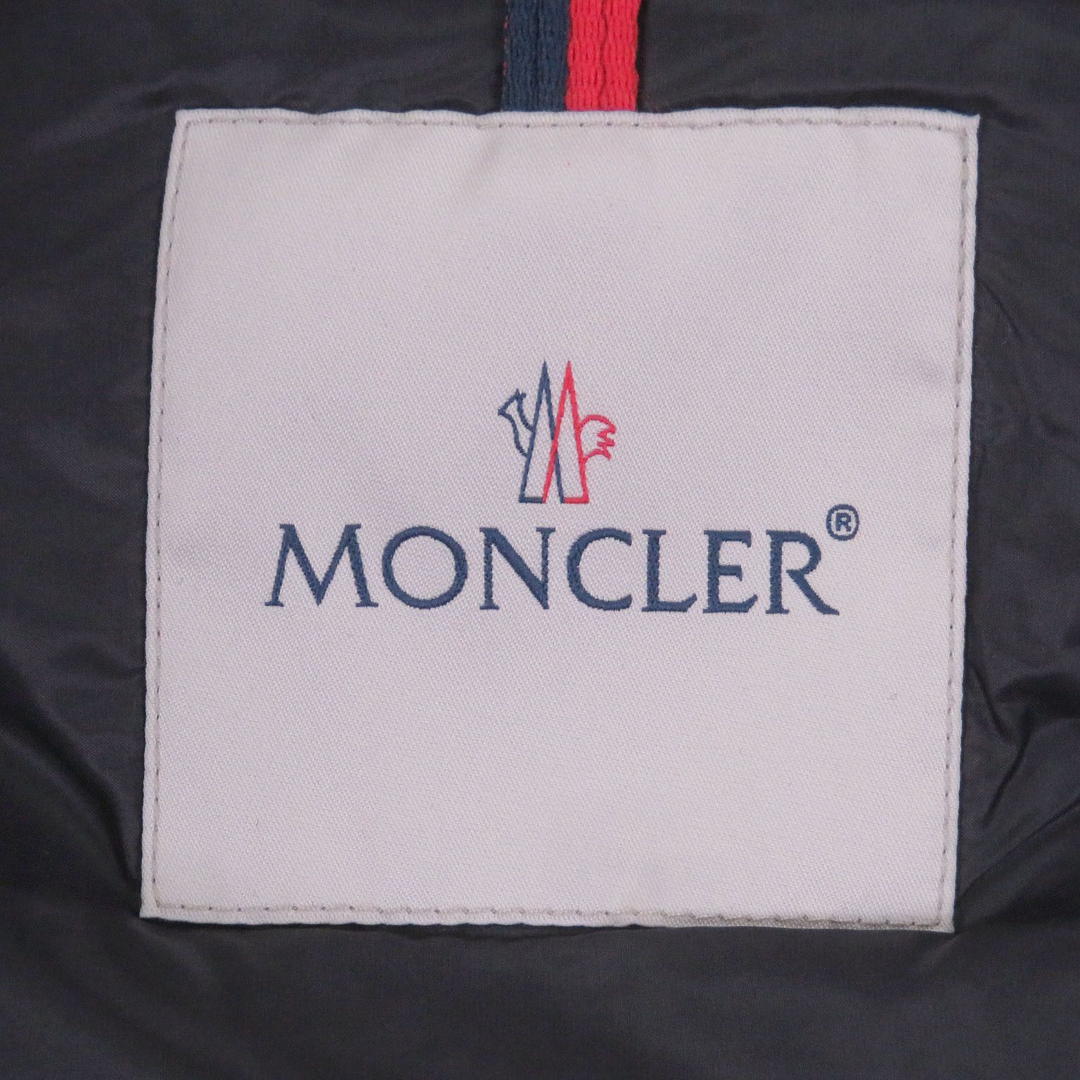 Moncler Moncler Moncler Frioland Down Hooded Jacket Plastic / Synthetic Outerwear DUTY FREE for USA Size ONE SIZE - 7 Thumbnail
