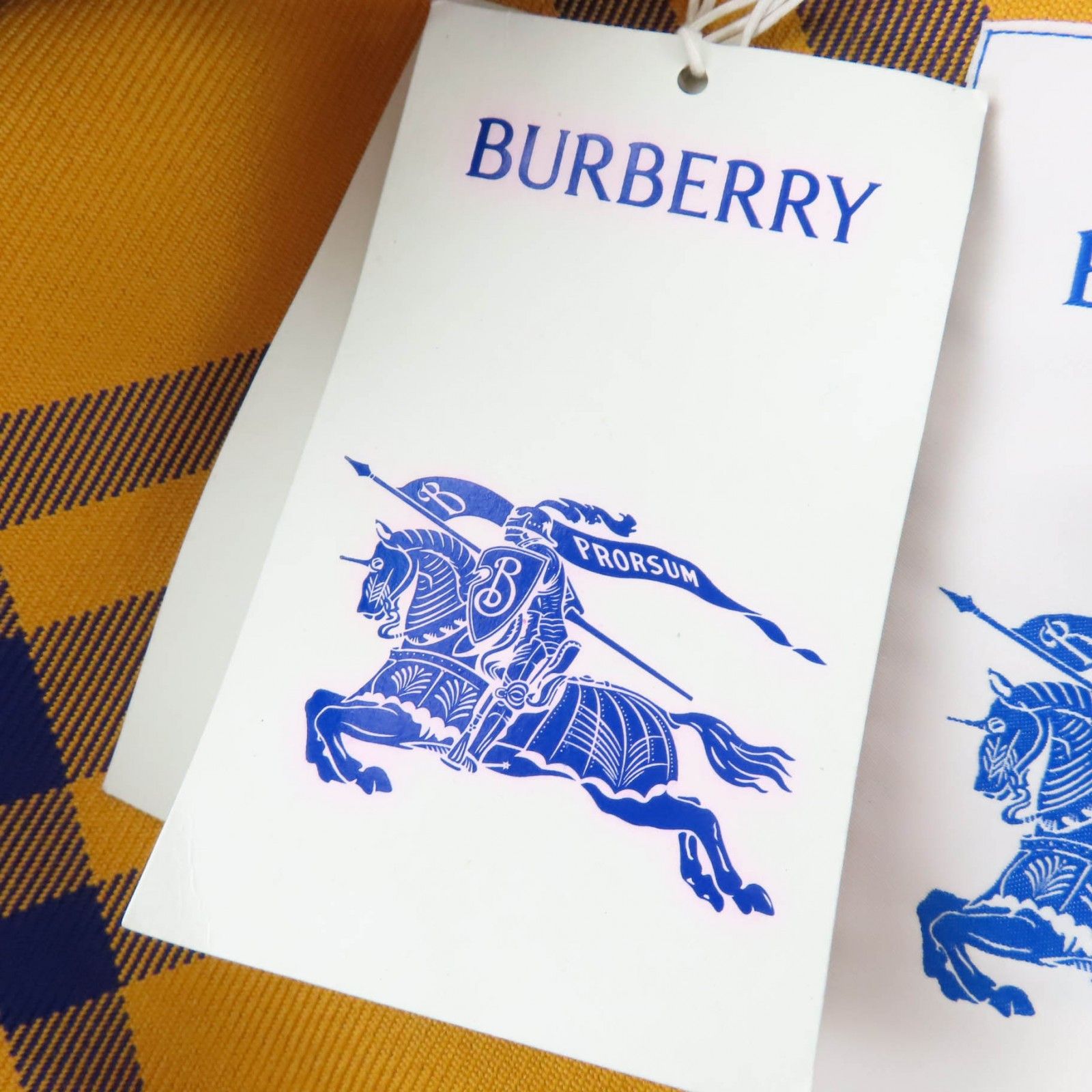 Burberry Burberry Burberry Rose Print Cotton Long Coat Textile Outerwear DUTY FREE for USA Size ONE SIZE - 11 Thumbnail