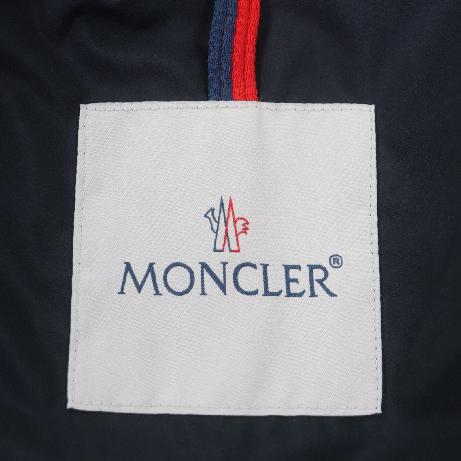Moncler Moncler Moncler Baudinet Polyester Down Jacket Textile Outerwear DUTY FREE for USA Size ONE SIZE - 8 Thumbnail