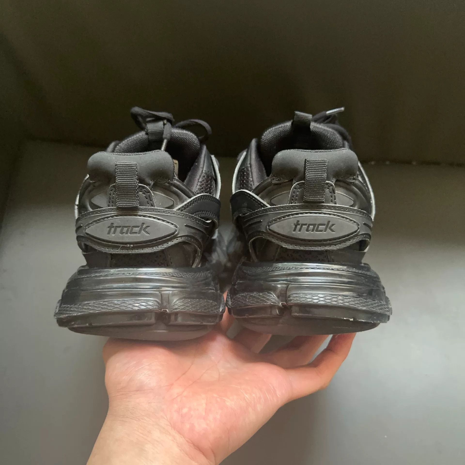 Balenciaga Balenciaga Black Lowtop Sneakers 37 Women Size US 6.5 / IT 36.5 - 3 Thumbnail