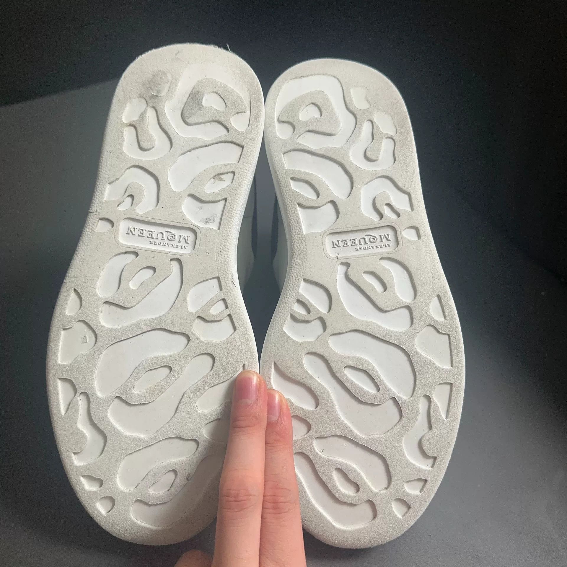 Alexander McQueen Alexander McQueen Lowtop Sneakers 36 Women Size US 6 / IT 36 - 6 Thumbnail