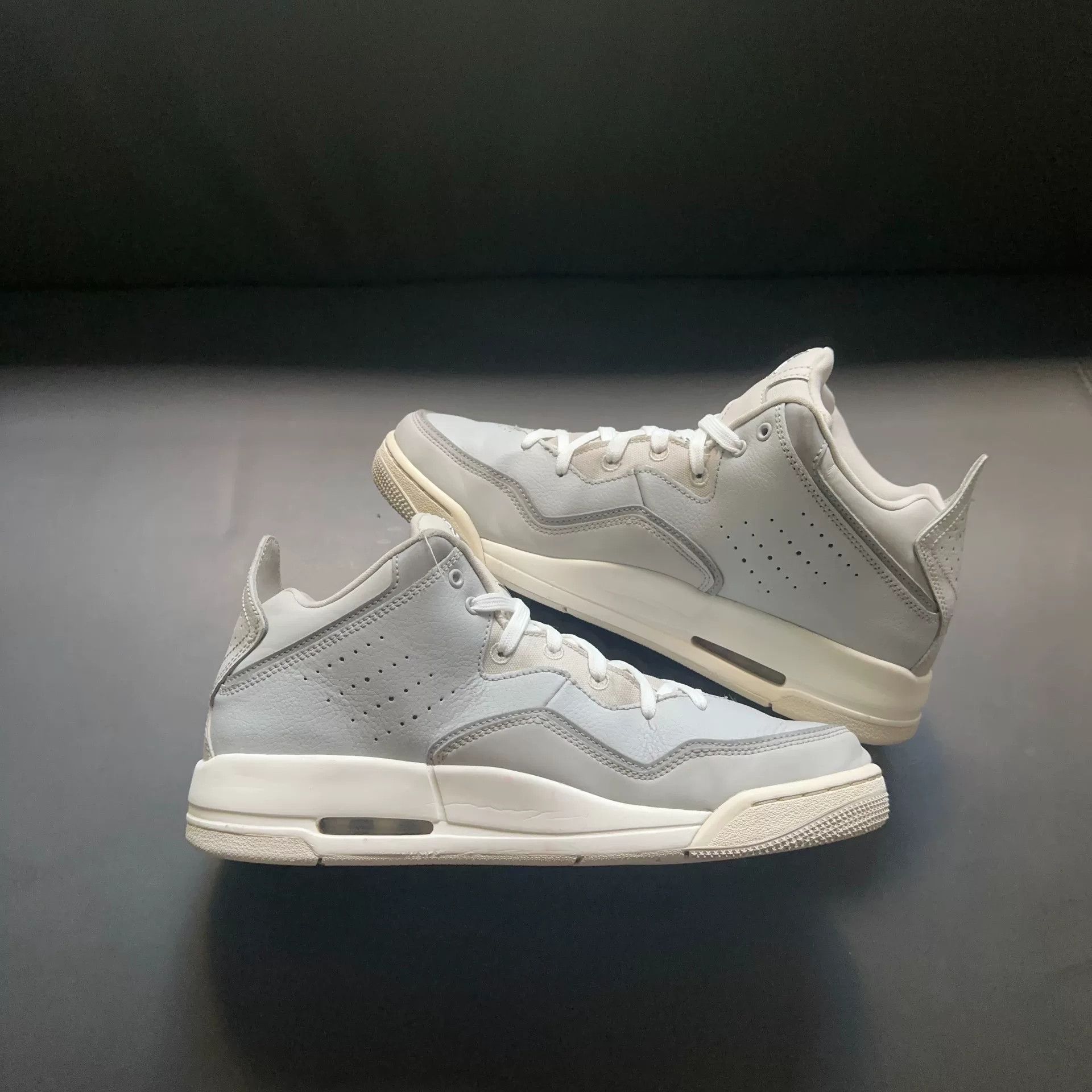 Nike Nike White Lowtop Sneakers 23 Men Size US 10 / EU 43 - 6 Thumbnail