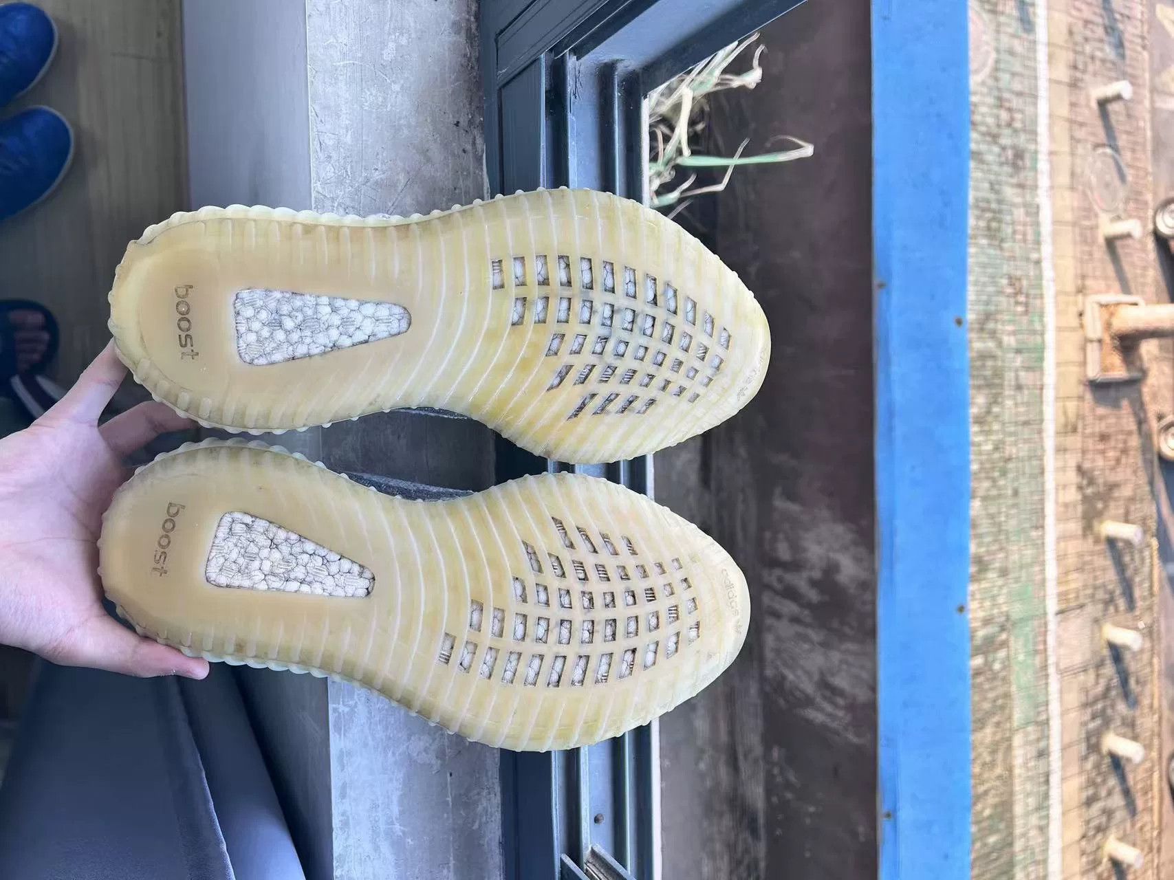 Yeezy Yeezy Lowtop Sneakers 43 Men Size US 10 / EU 43 - 4 Thumbnail