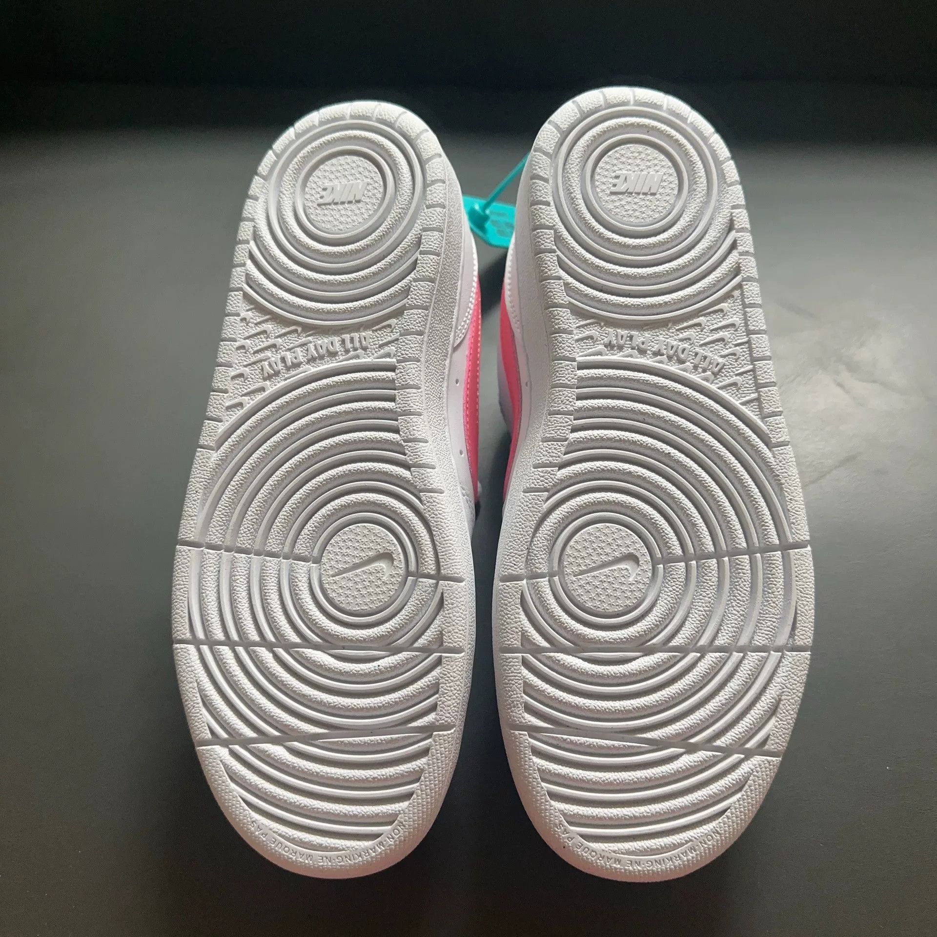 Nike Nike Pink Lowtop Sneakers 36 Men Size US 5 / EU 37 - 4 Thumbnail