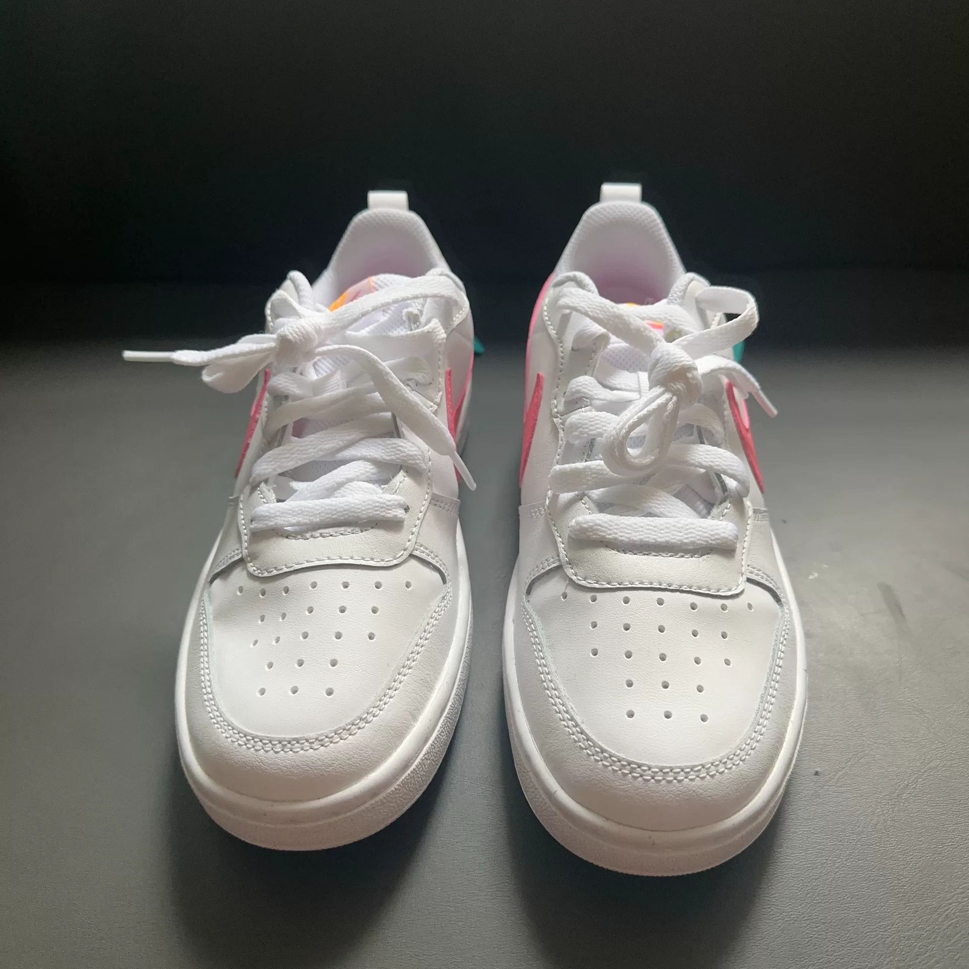 Nike Nike Pink Lowtop Sneakers 36 Men Size US 5 / EU 37 - 2 Thumbnail
