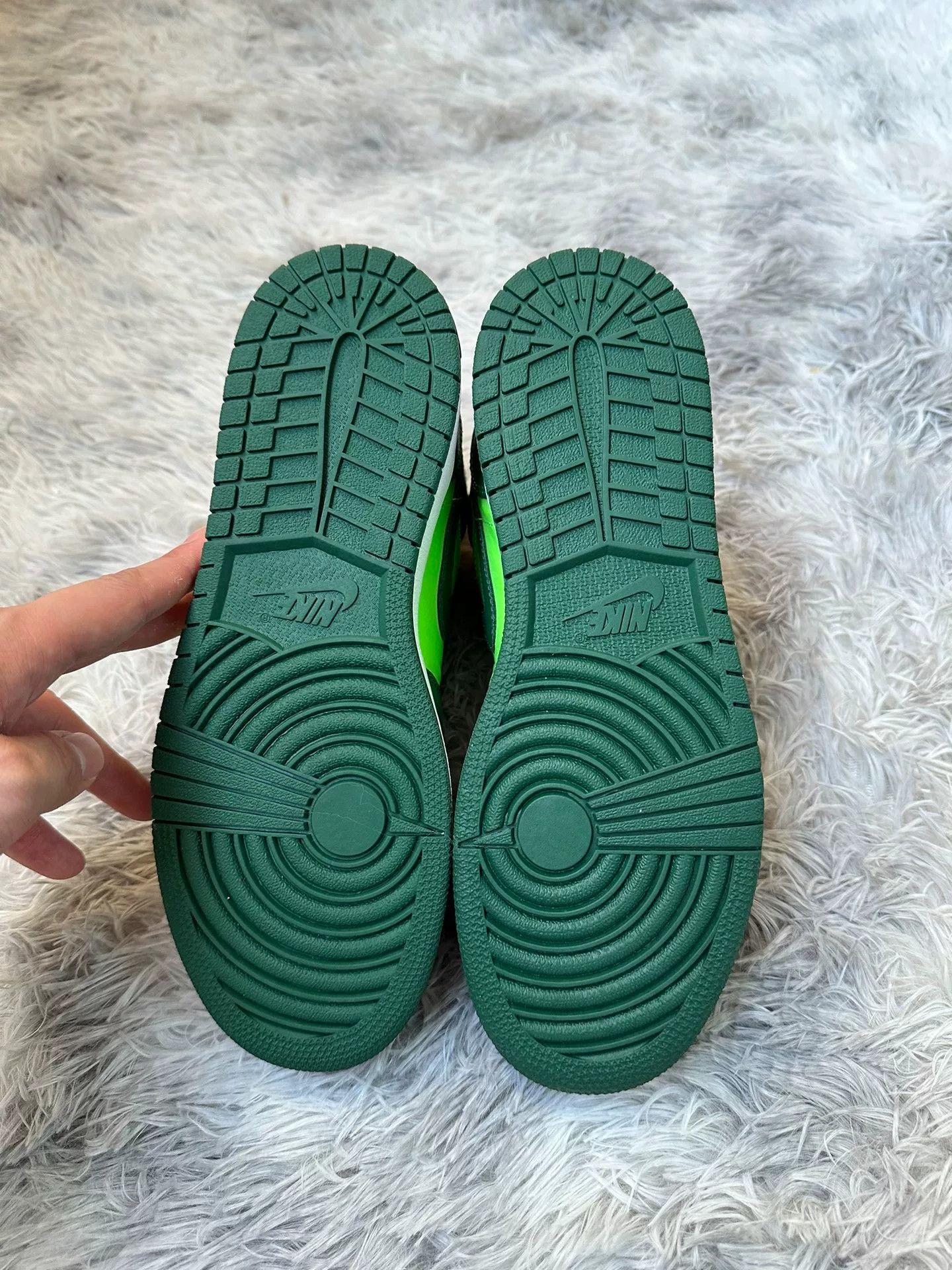 Nike Nike Green Lowtop Sneakers 39 Men Size US 6.5 / EU 39-40 - 4 Thumbnail