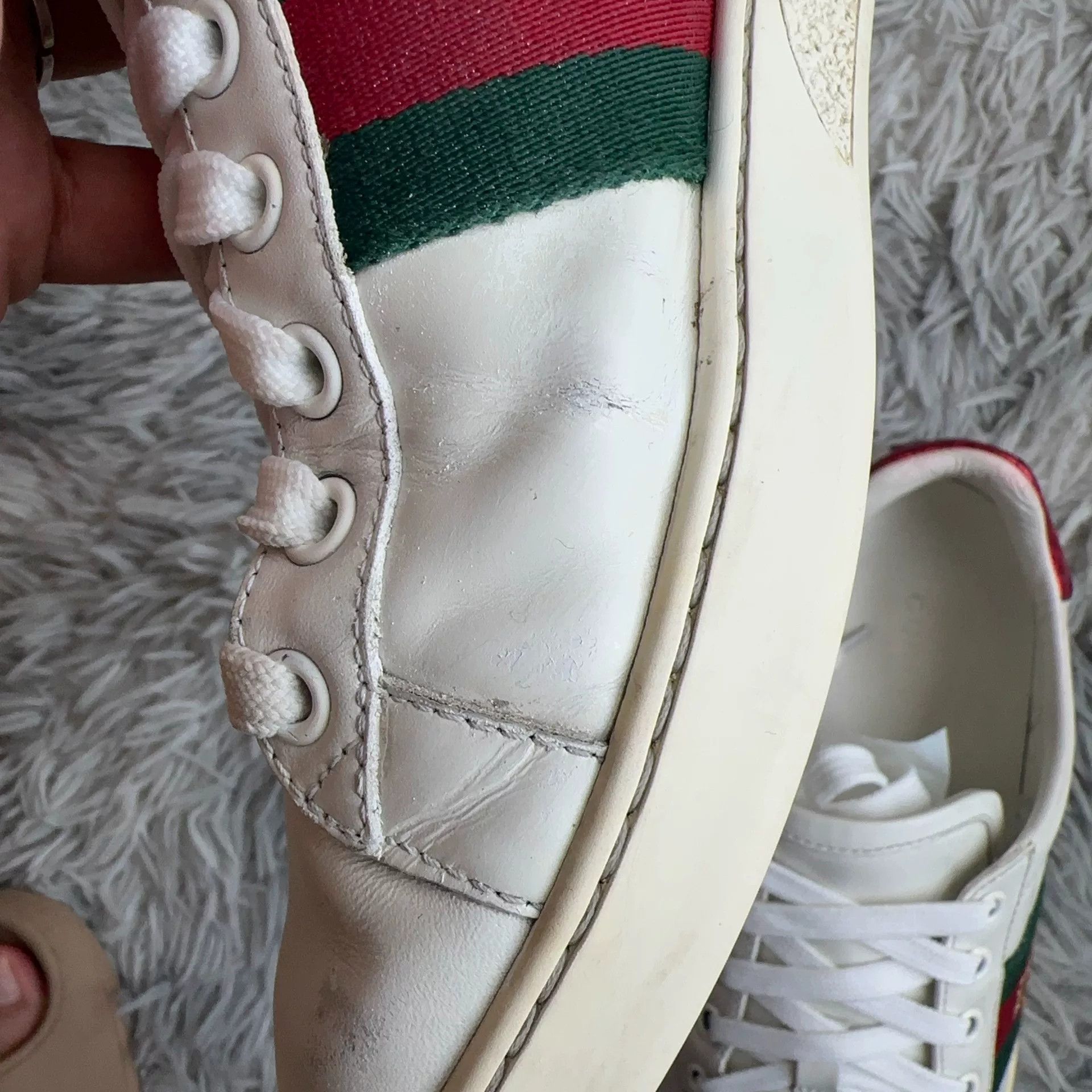 Gucci Gucci Lowtop Sneakers 38 Women Size US 7.5 / IT 37.5 - 9 Thumbnail