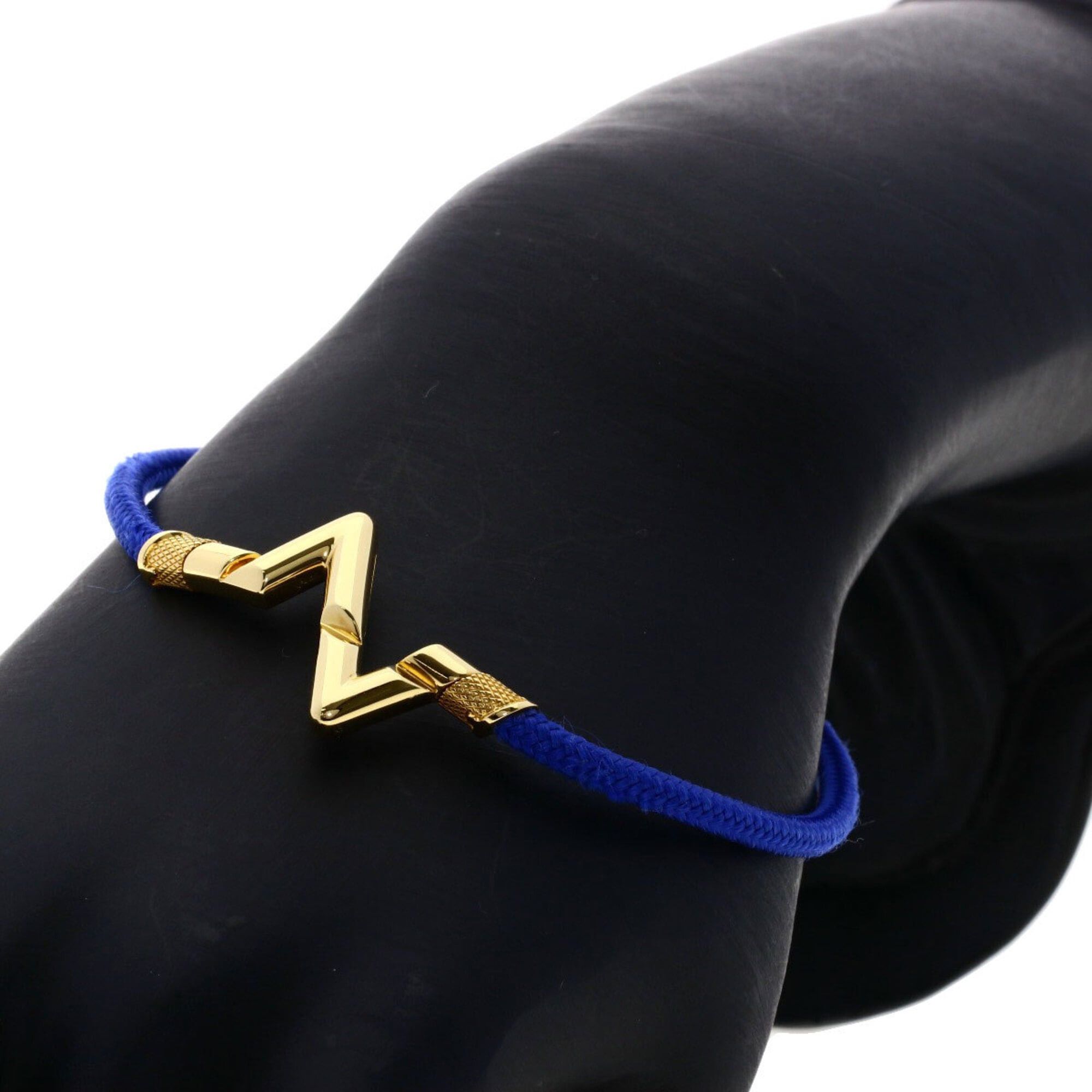 Louis Vuitton Louis Vuitton LV Vault Upside Down #19 Bracelet 18K Yellow Gold Women's LOUIS VUITTON Size ONE SIZE - 5 Thumbnail