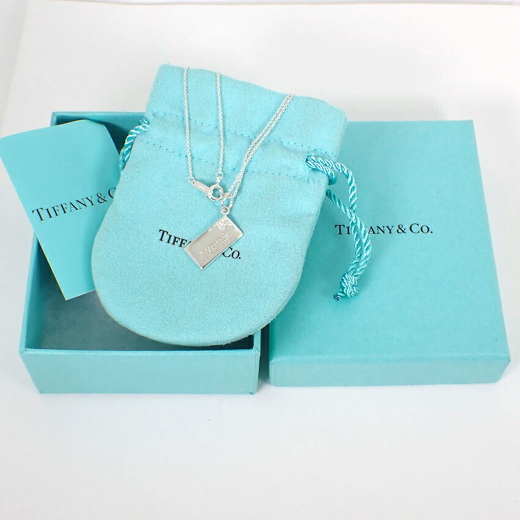 Tiffany & Co. TIFFANY & Co. 925 New York Diamond 1pc Letter Plate Pendant Necklace Size ONE SIZE - 10 Thumbnail