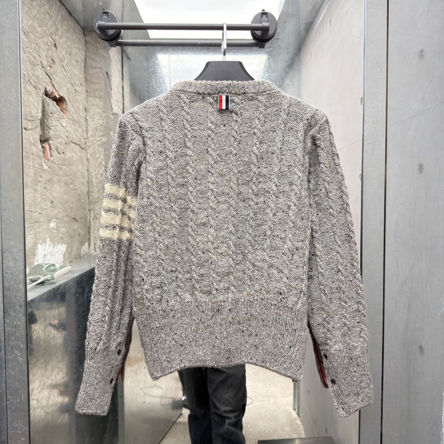 Thom Browne Thom Browne Knit Wool Brown Sweater M Men Size US M / EU 48-50 / 2 - 2 Thumbnail