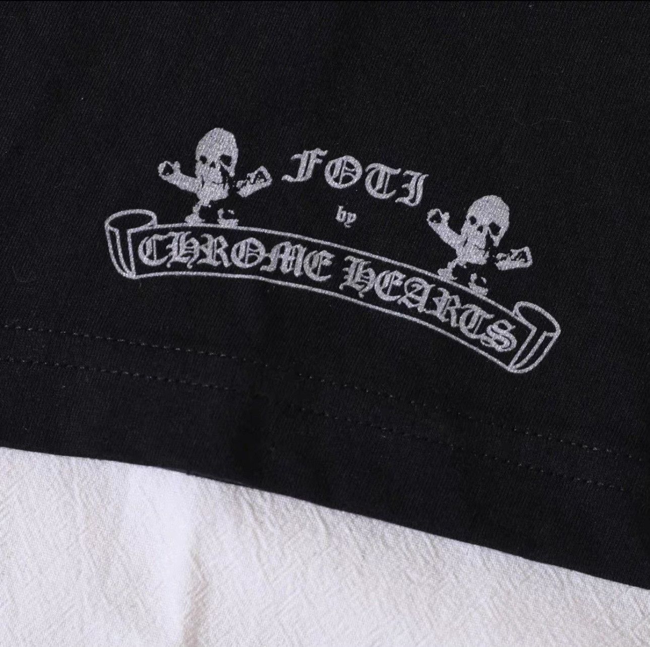 Chrome Hearts Chrome Hearts Black T-Shirt L Men Size US L / EU 52-54 / 3 - 4 Thumbnail