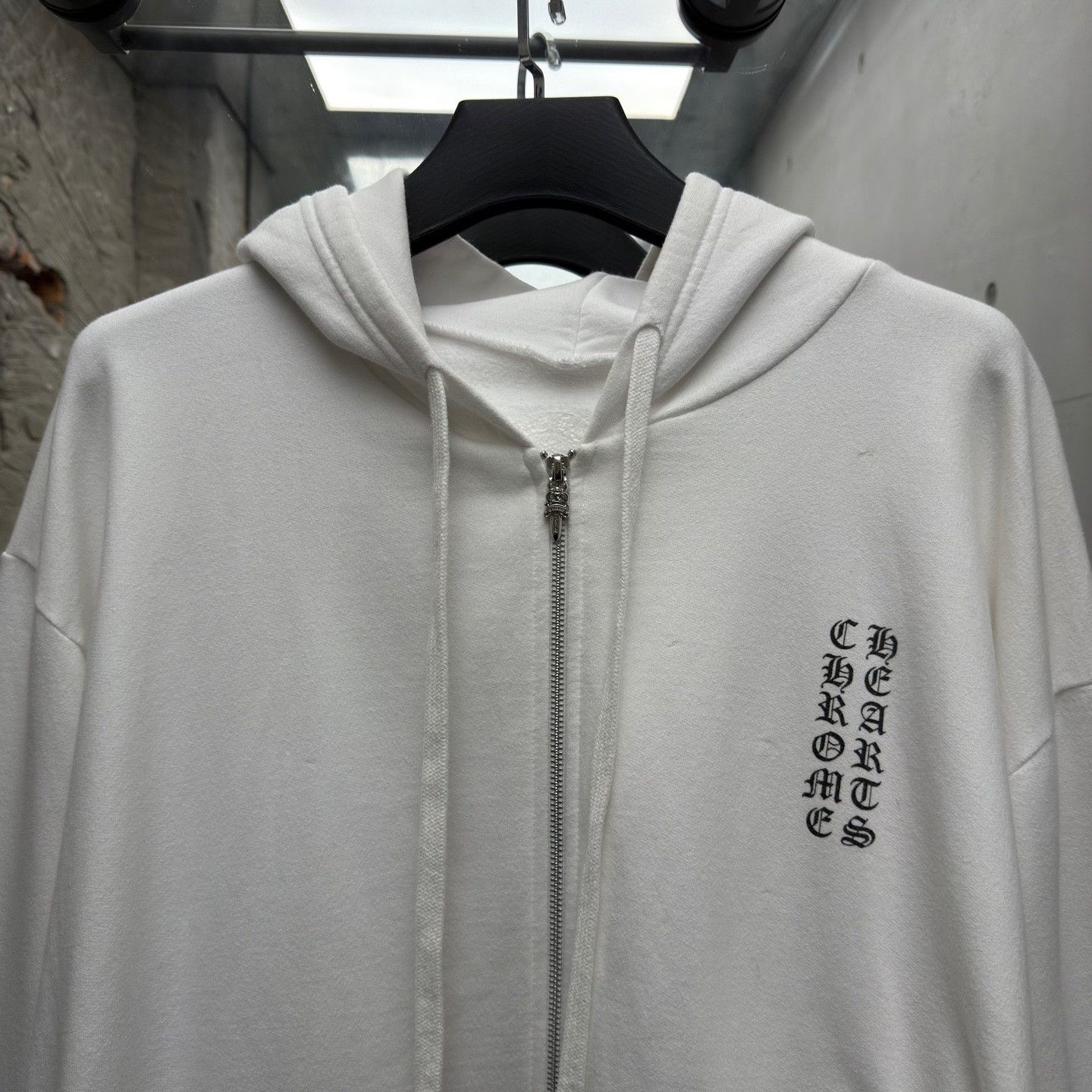 Chrome Hearts Chrome Hearts White Light Jacket XXL Men Size US XXL / EU 58 / 5 - 3 Thumbnail