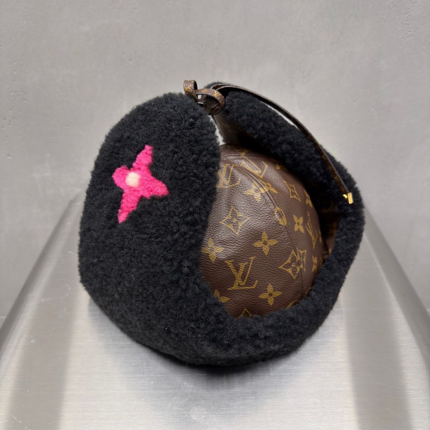 Louis Vuitton Louis Vuitton Patchwork Black Hat S Men Size ONE SIZE - 2 Thumbnail
