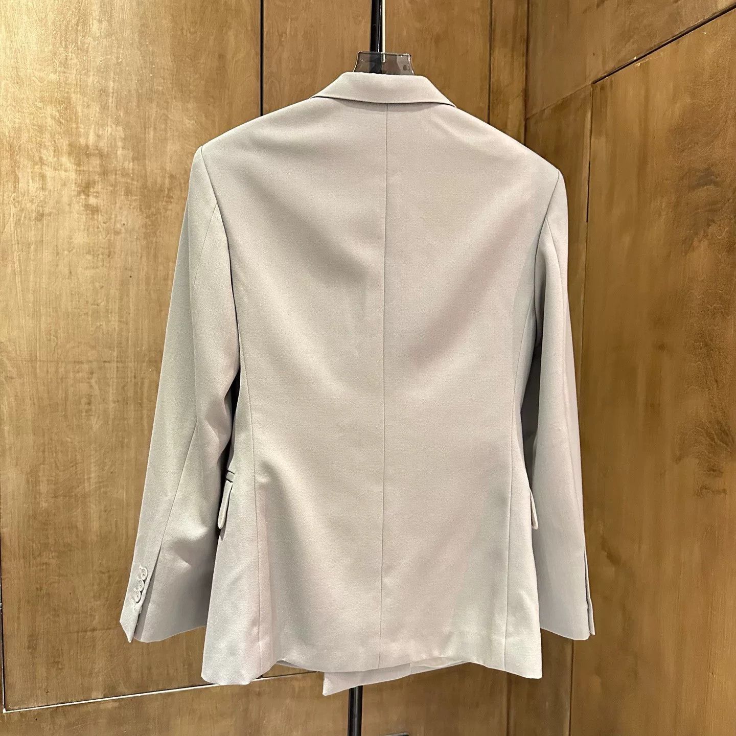 Louis Vuitton Louis Vuitton Silver Suit 46 Men Size 40R - 2 Thumbnail