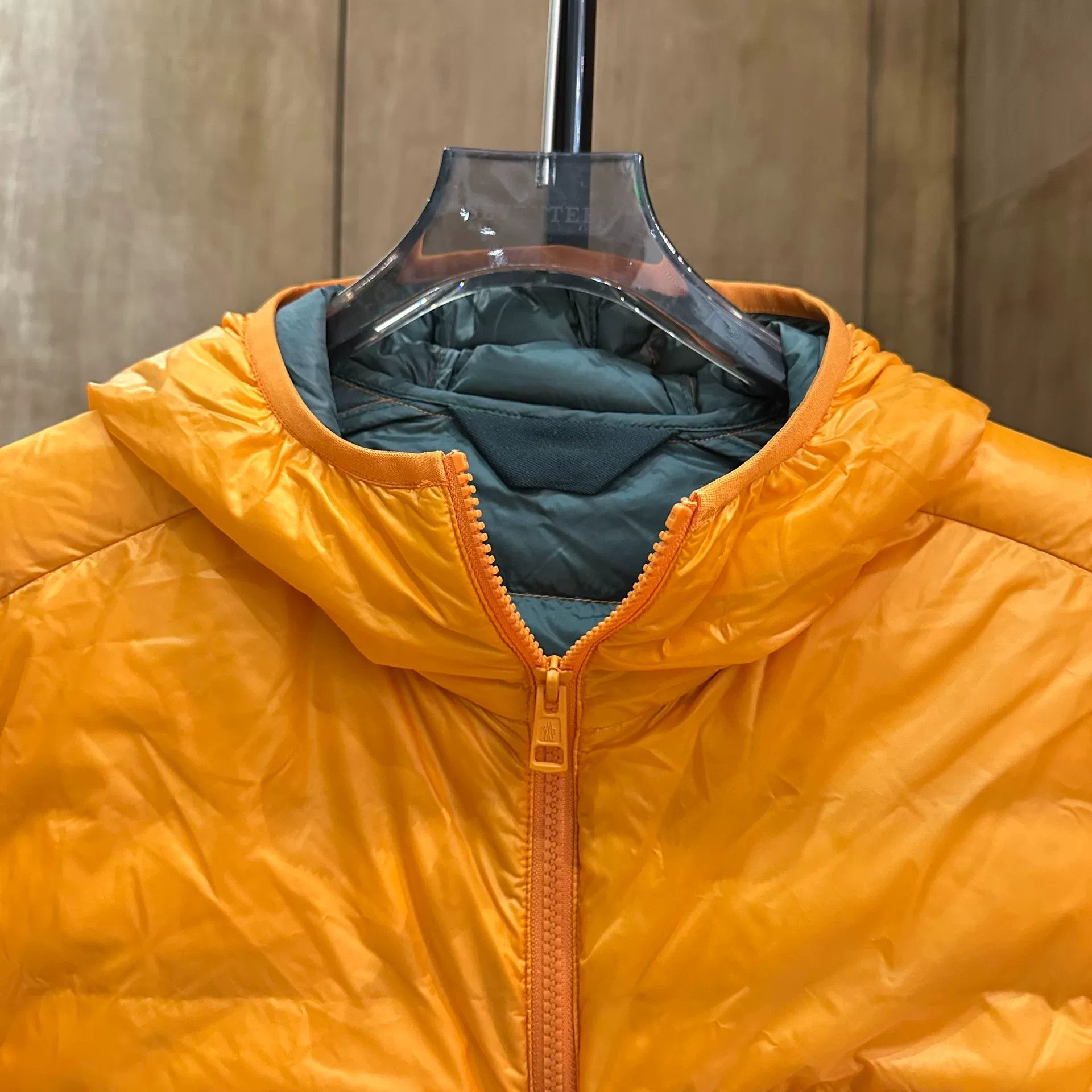 Moncler Moncler Lightweight Down Orange Heavy Coat L Men Size US L / EU 52-54 / 3 - 4 Thumbnail