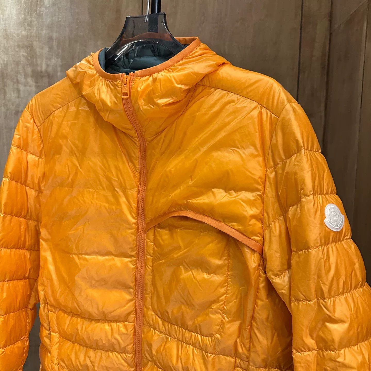 Moncler Moncler Lightweight Down Orange Heavy Coat L Men Size US L / EU 52-54 / 3 - 3 Thumbnail