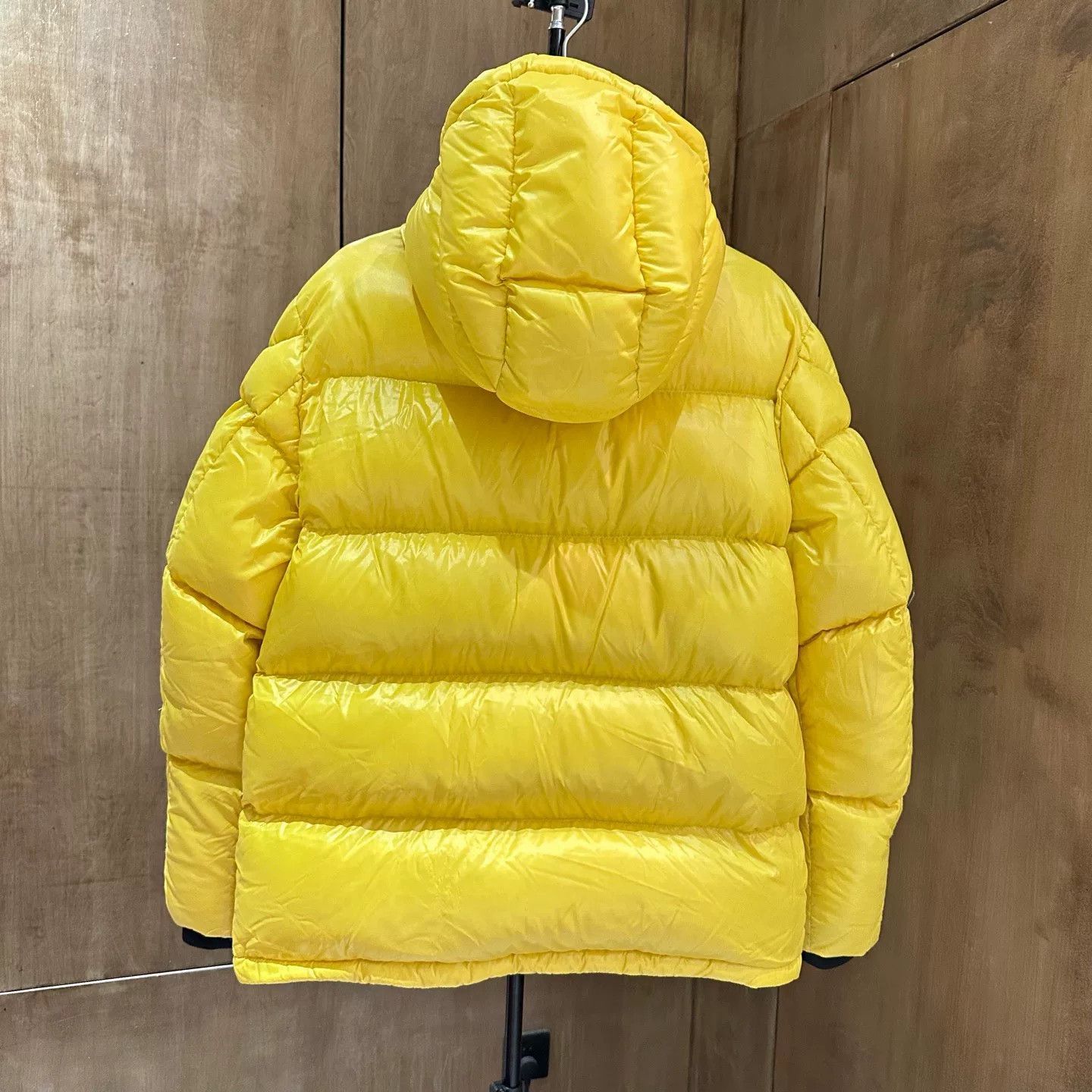 Moncler Moncler Down Yellow Heavy Coat L Men Size US L / EU 52-54 / 3 - 2 Thumbnail