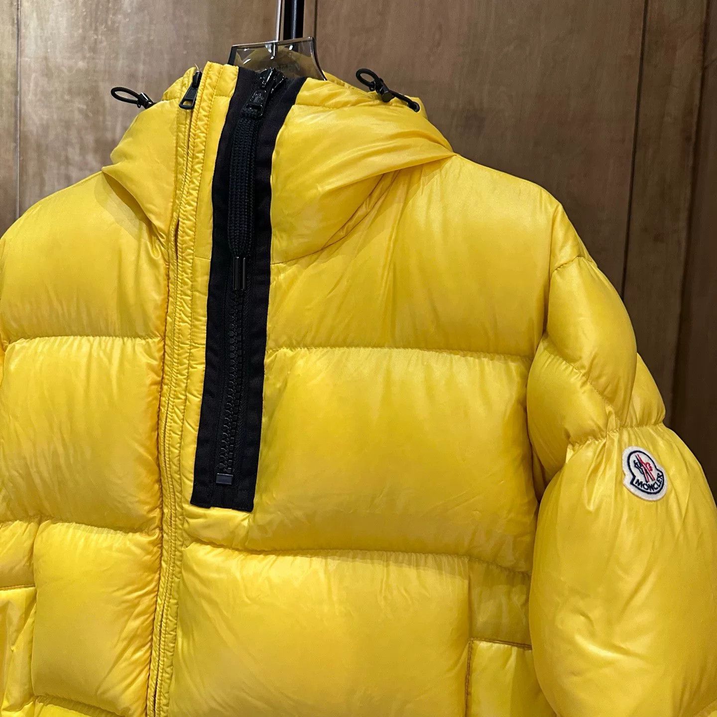 Moncler Moncler Down Yellow Heavy Coat L Men Size US L / EU 52-54 / 3 - 4 Thumbnail