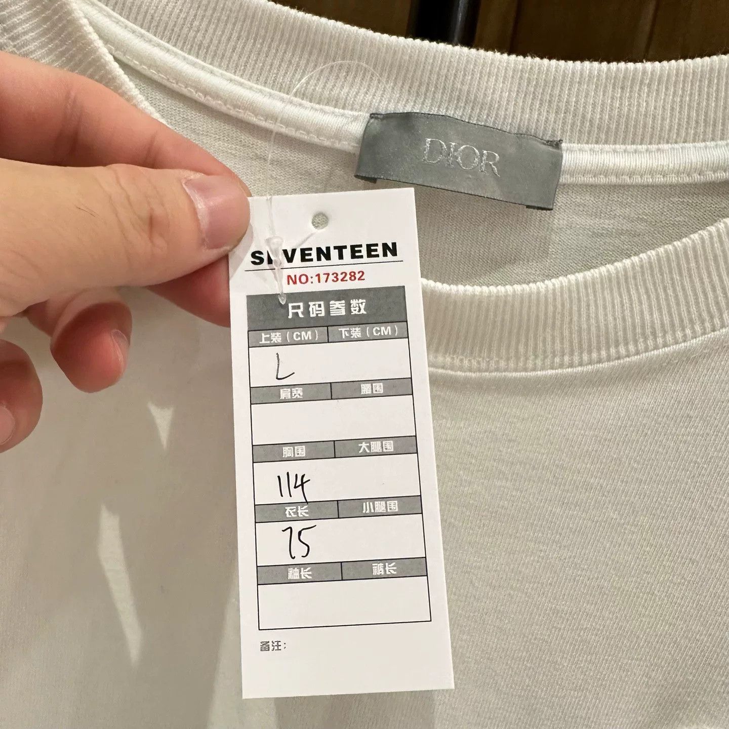 Dior Dior Limited Embroidered White T-Shirt L Women Size L / US 10 / IT 46 - 8 Thumbnail