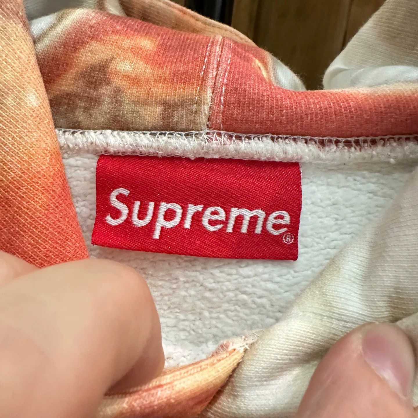 Supreme Supreme White Hoodie M Men Size US M / EU 48-50 / 2 - 6 Thumbnail