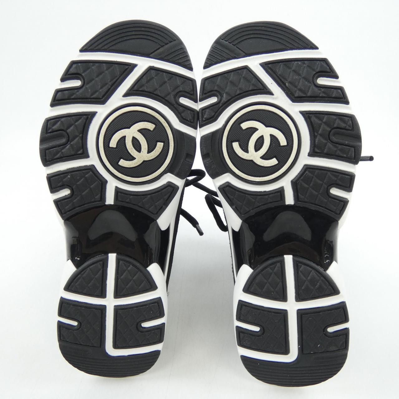 Chanel Chanel Chanel Sneakers Others Shoes G45204B14065 DUTY FREE for USA Size ONE SIZE - 4 Thumbnail