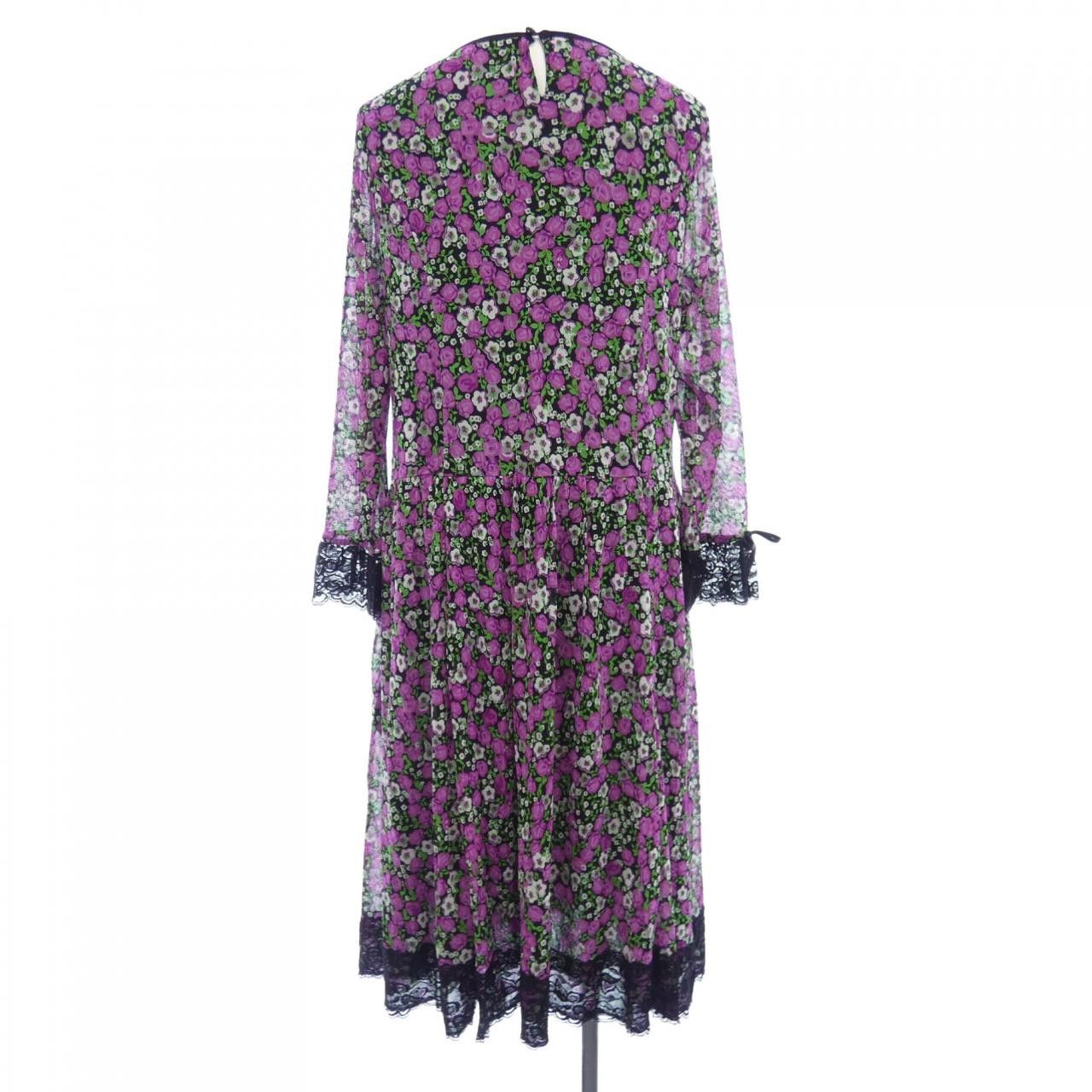 Other Other Super Beauty Dress Others Dresses DUTY FREE for USA Size ONE SIZE - 2 Thumbnail