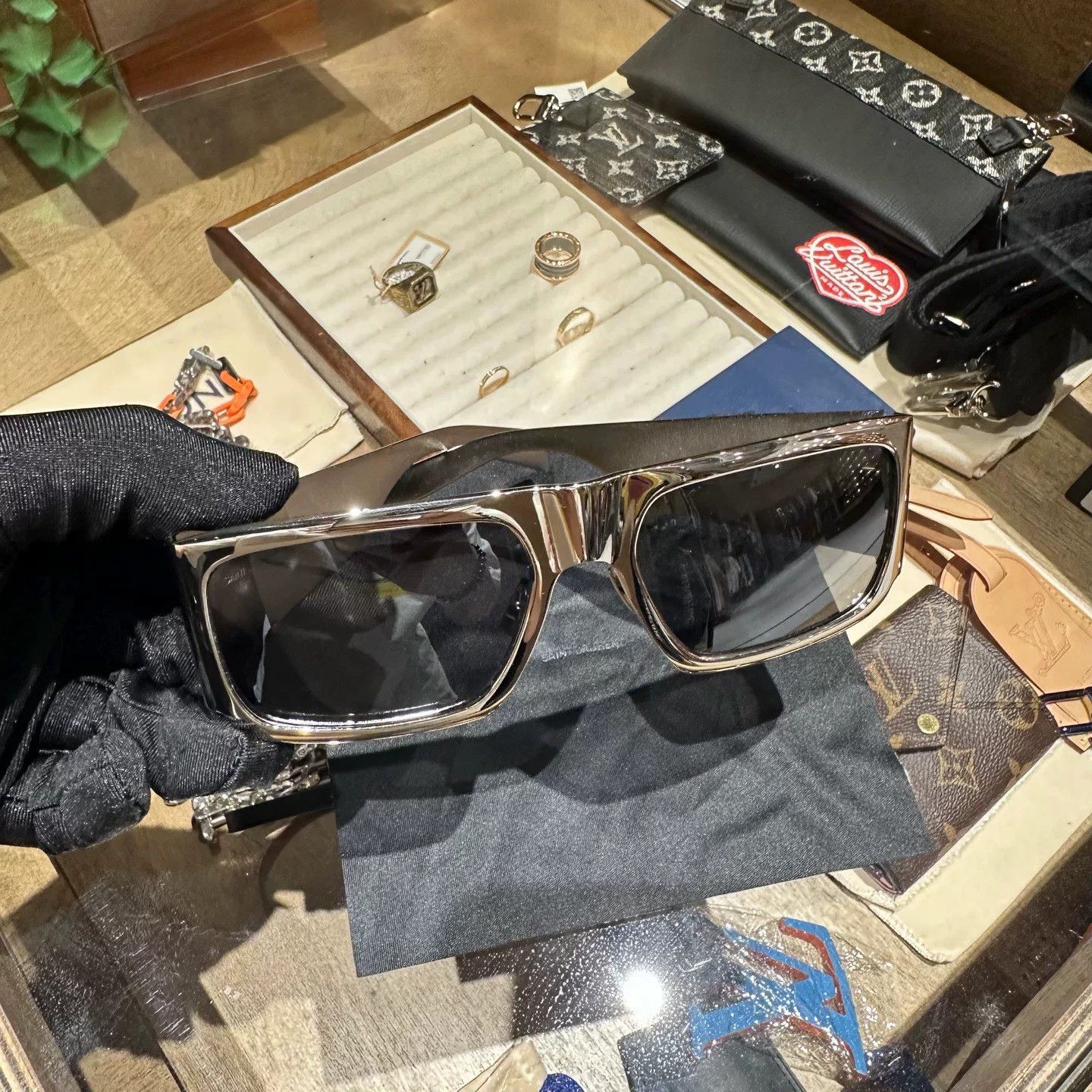 Saint Laurent Paris Saint Laurent Paris Item L Men Size ONE SIZE - 4 Thumbnail