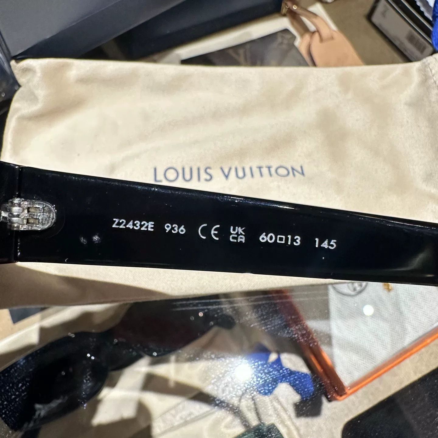 Louis Vuitton Louis Vuitton Collab Black Item L Men Size ONE SIZE - 5 Thumbnail