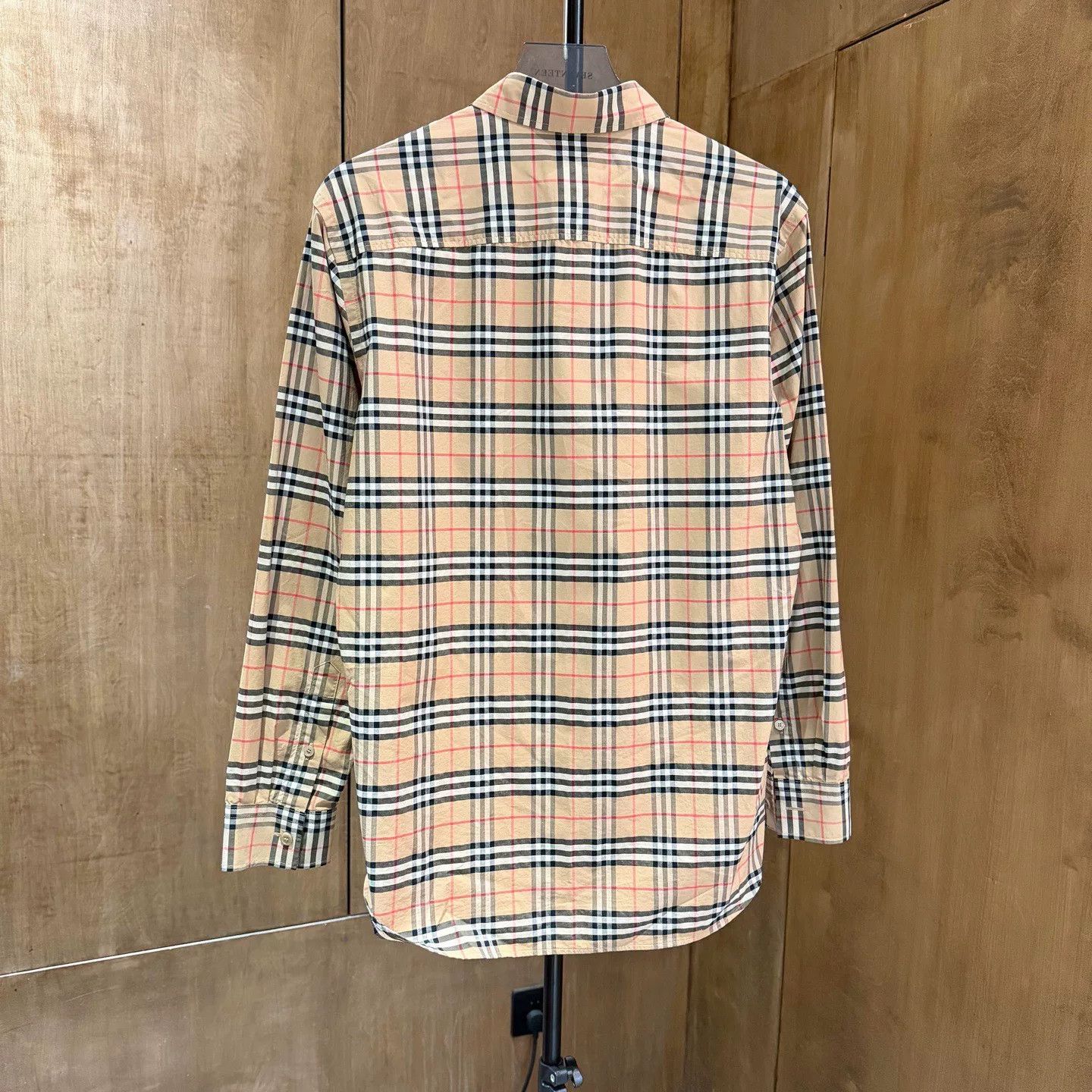 Burberry Burberry Plaid Beige Shirt M Men Size US M / EU 48-50 / 2 - 2 Thumbnail