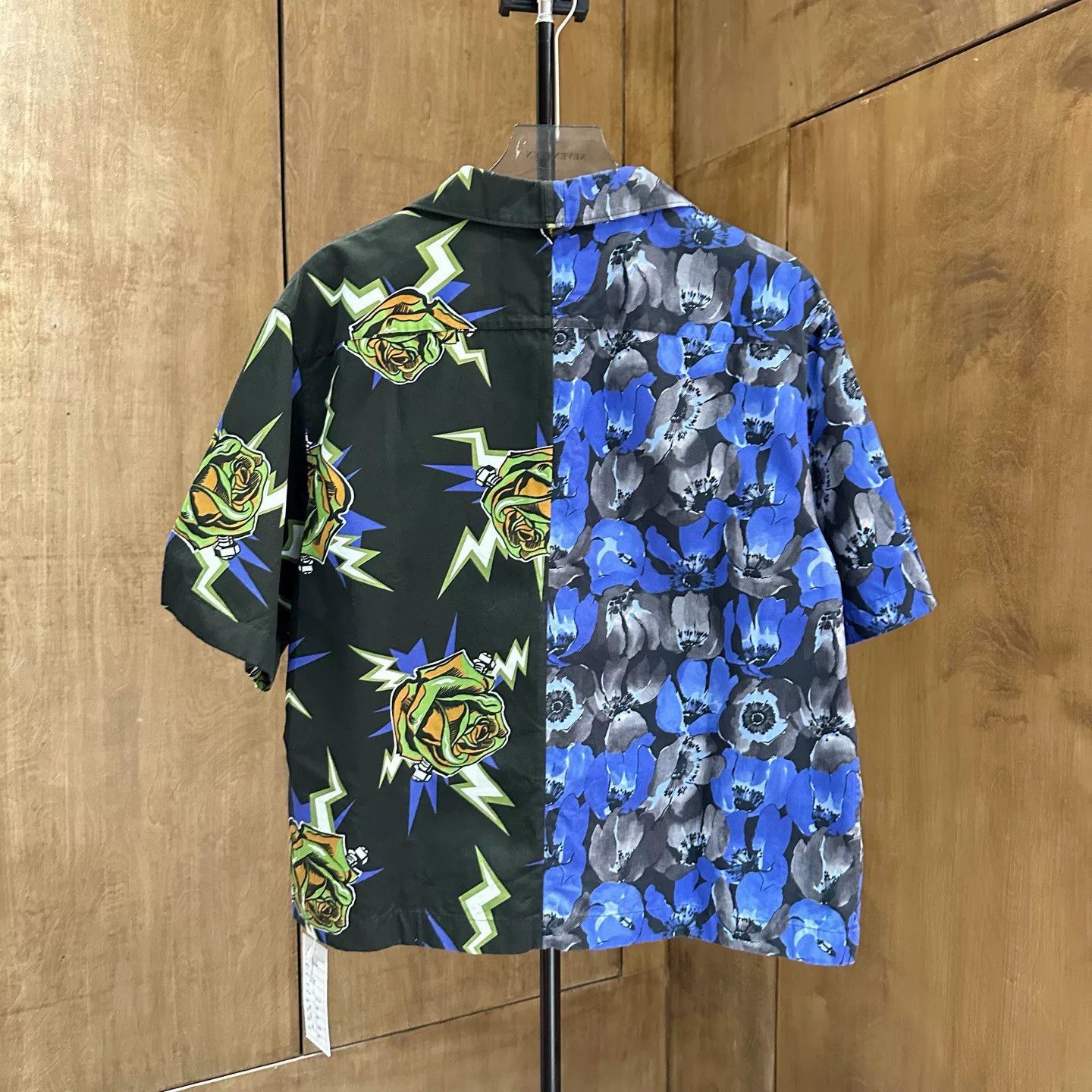 Prada Prada Retro Shirt L Men Size US L / EU 52-54 / 3 - 2 Thumbnail