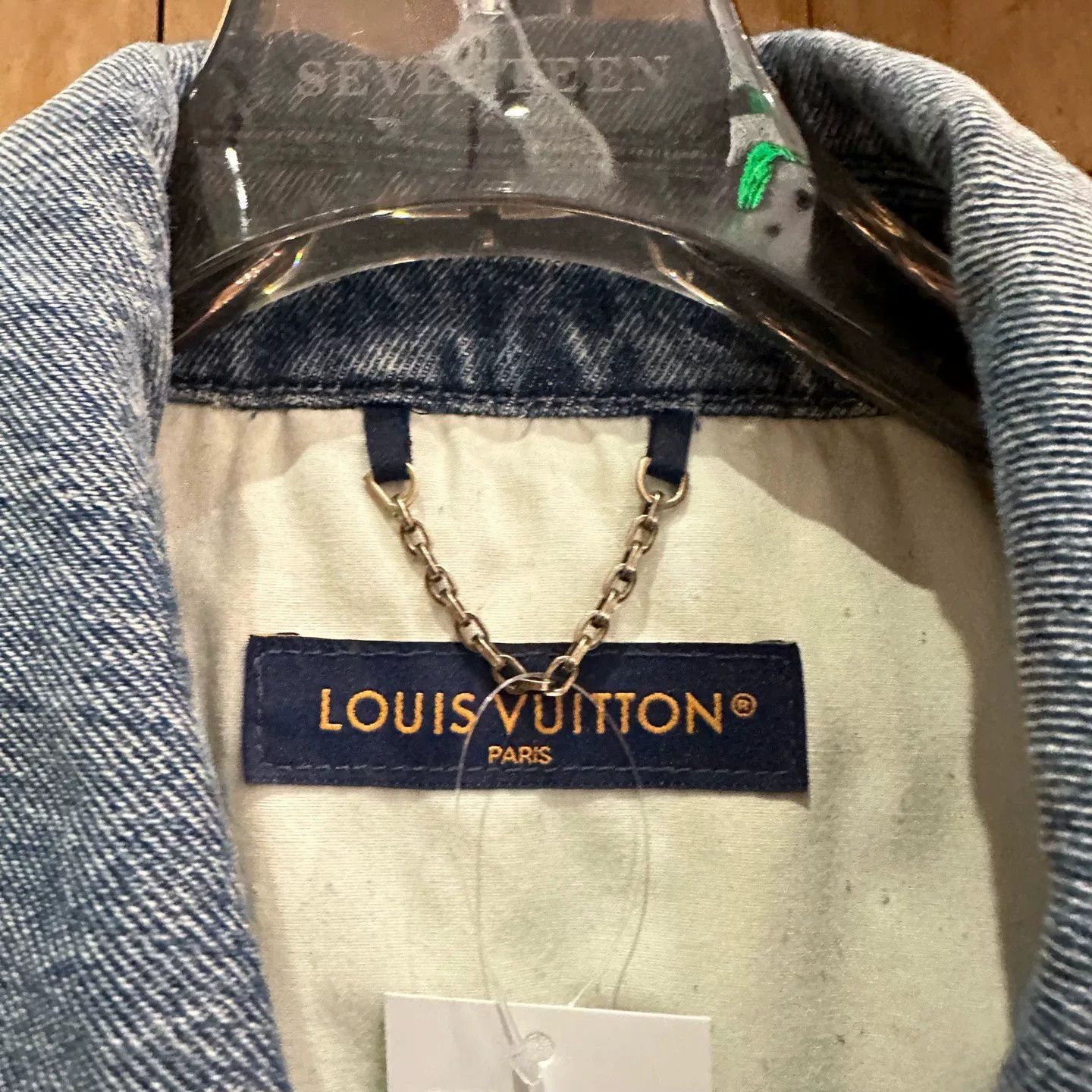 Louis Vuitton Louis Vuitton Shirt M Men Size US M / EU 48-50 / 2 - 3 Thumbnail
