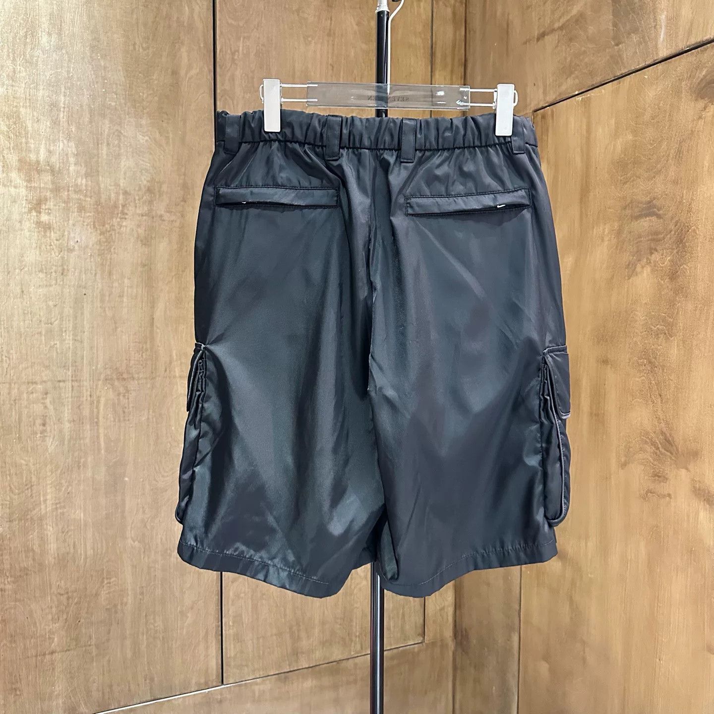 Prada Prada Retro Black Shorts 48 Men Size US 32 / EU 48 - 2 Thumbnail