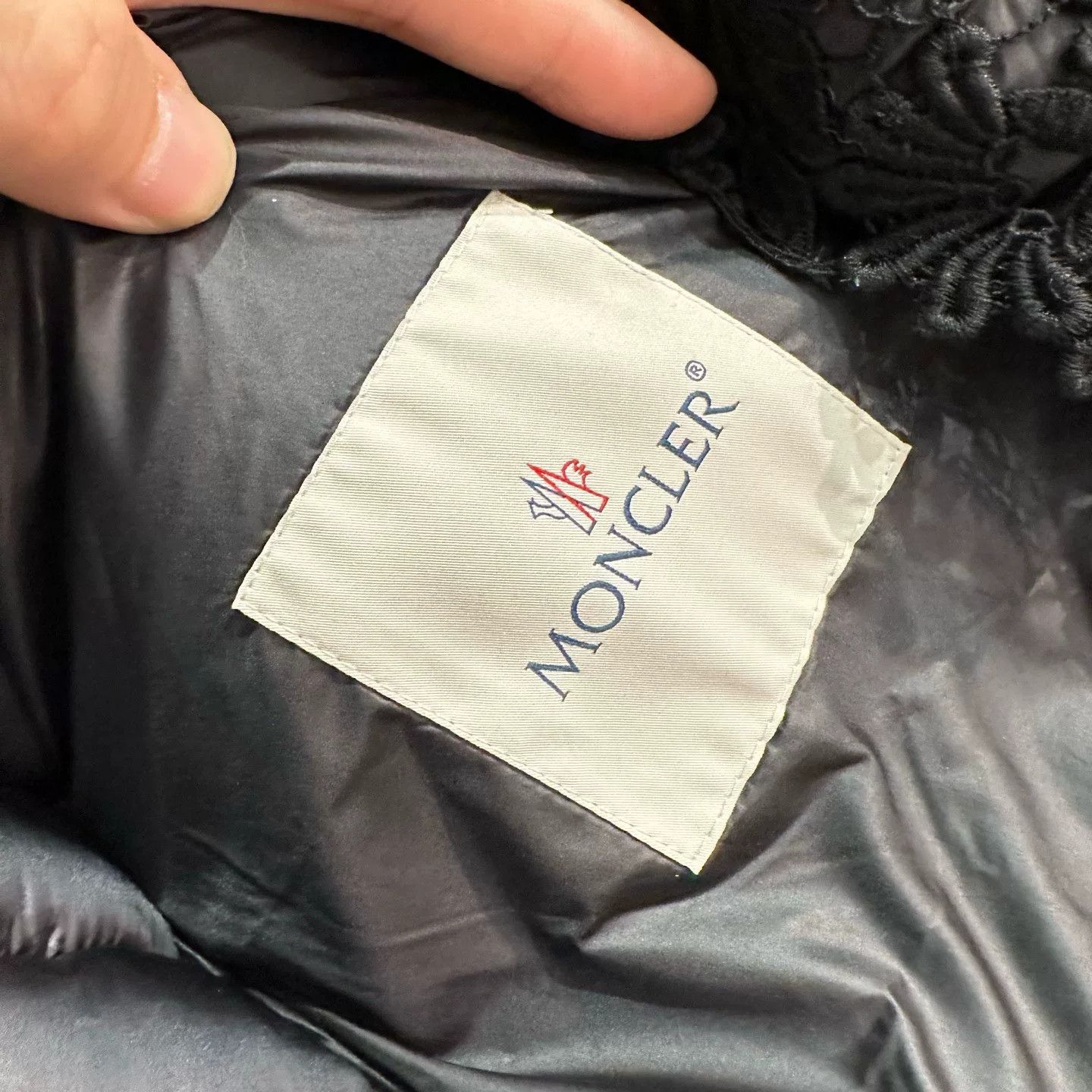 Moncler Moncler Retro Down Black Heavy Coat L Men Size US L / EU 52-54 / 3 - 6 Thumbnail