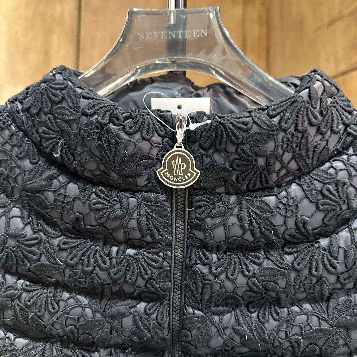 Moncler Moncler Retro Down Black Heavy Coat L Men Size US L / EU 52-54 / 3 - 3 Thumbnail