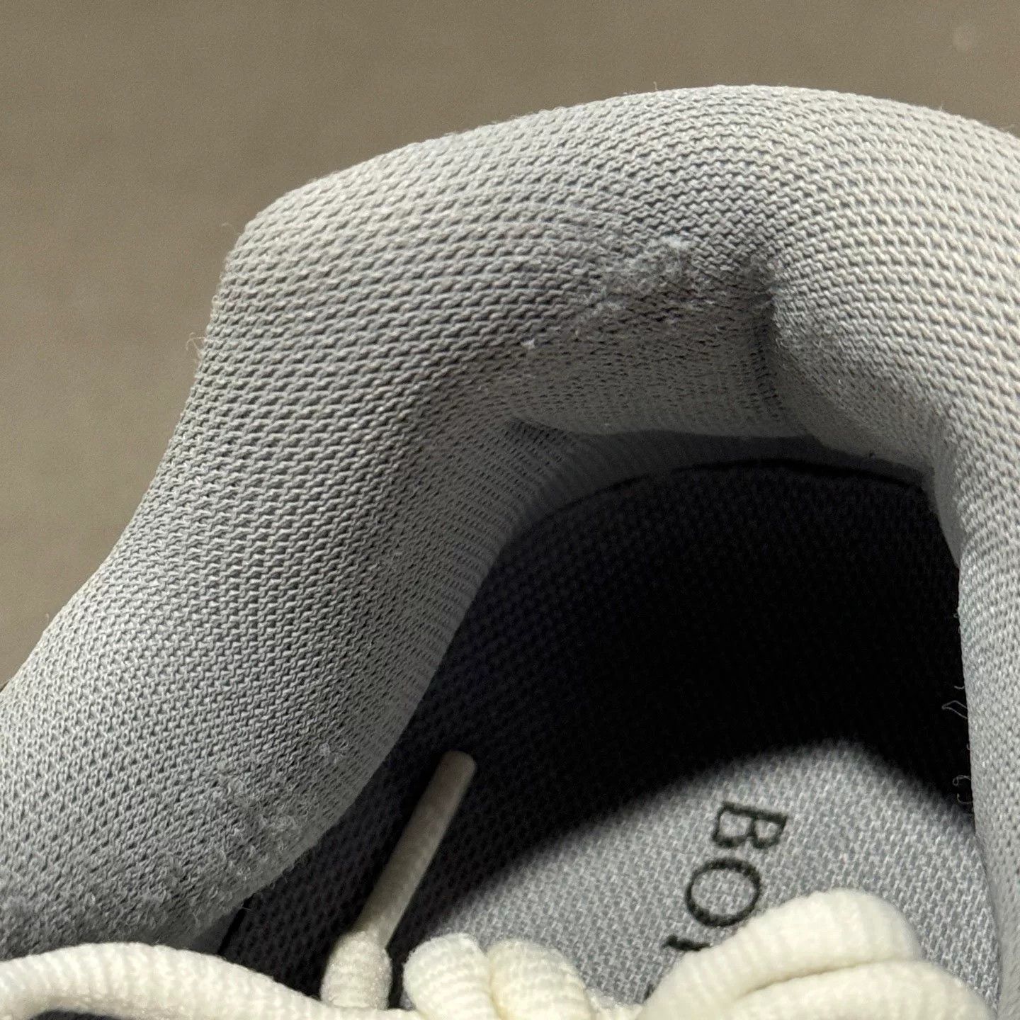 Bottega Veneta Bottega Veneta Silver Lowtop Sneakers 41 Men Size US 8.5 / EU 41-42 - 8 Thumbnail