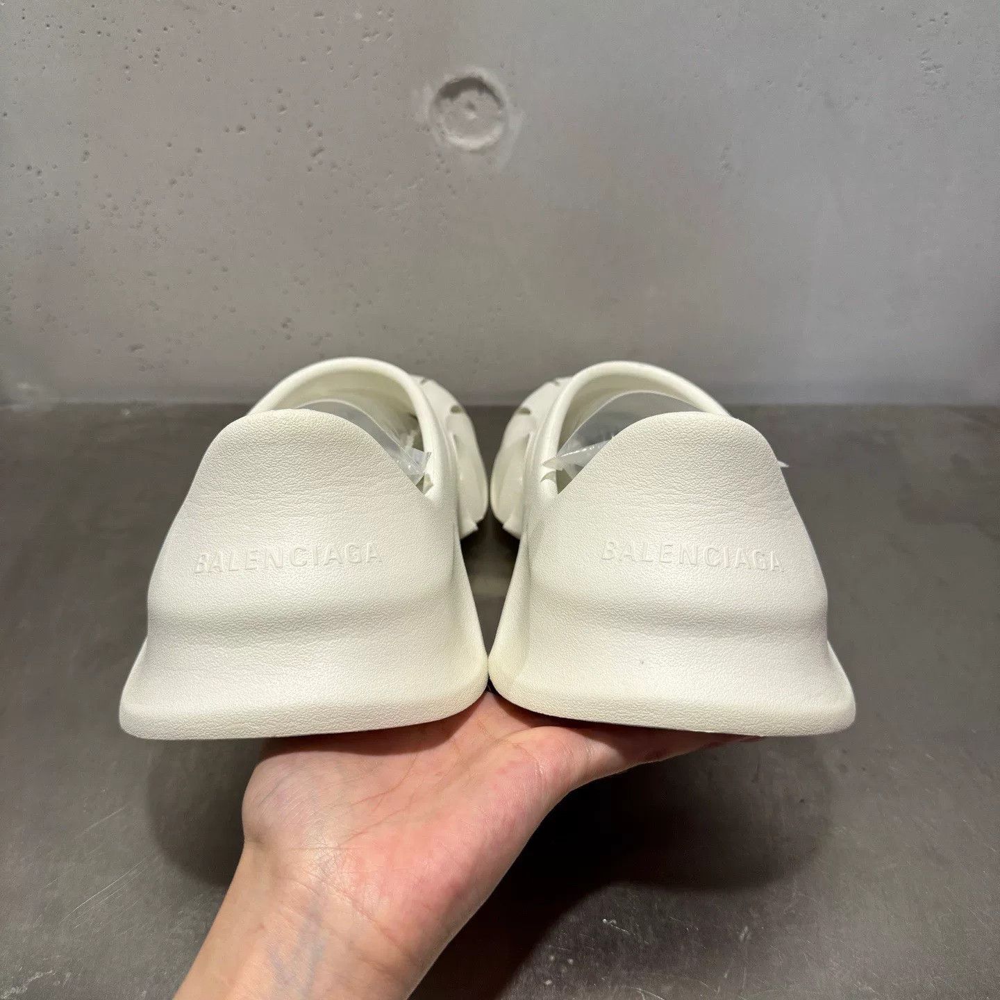 Balenciaga Balenciaga White Sandals 39 Women Size US 8.5 / IT 38.5 - 5 Thumbnail